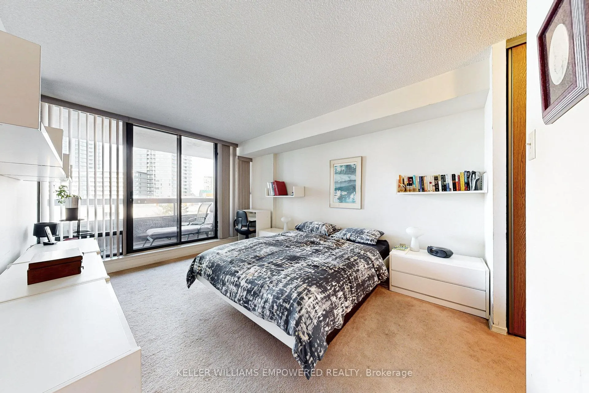 Photo 19 of Unit 401, 7460 Bathurst Street, Vaughan, Brownridge — HOMEH