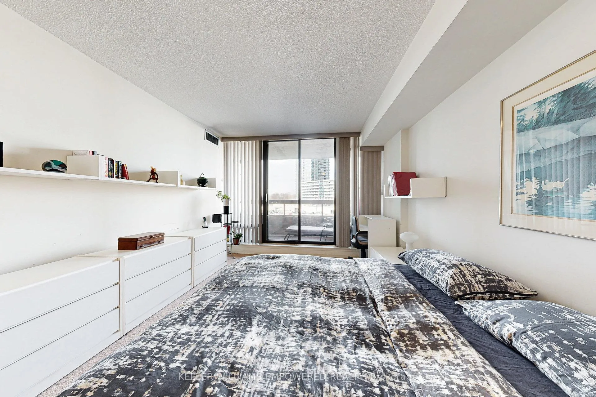 Photo 21 of Unit 401, 7460 Bathurst Street, Vaughan, Brownridge — HOMEH