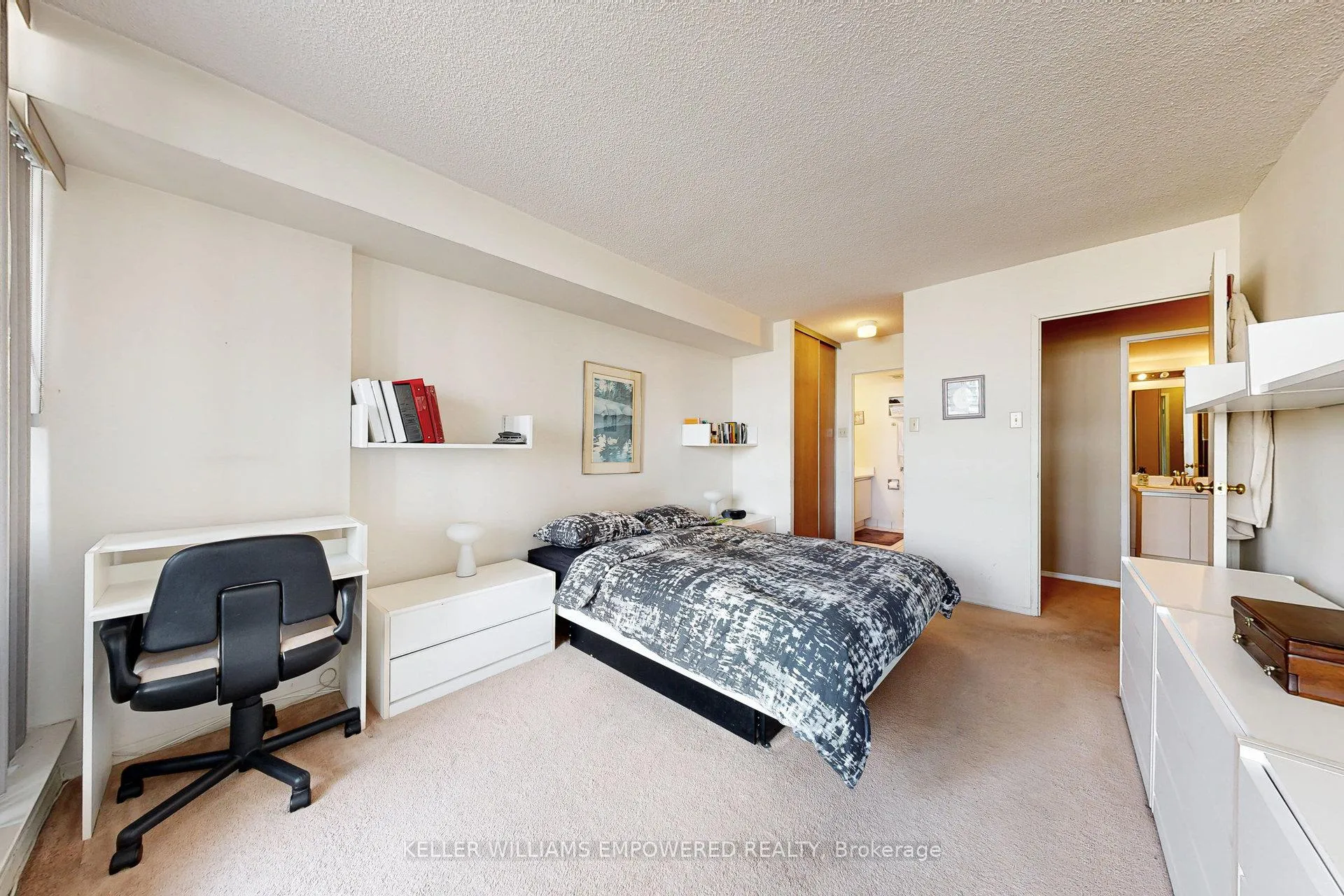 Photo 22 of Unit 401, 7460 Bathurst Street, Vaughan, Brownridge — HOMEH