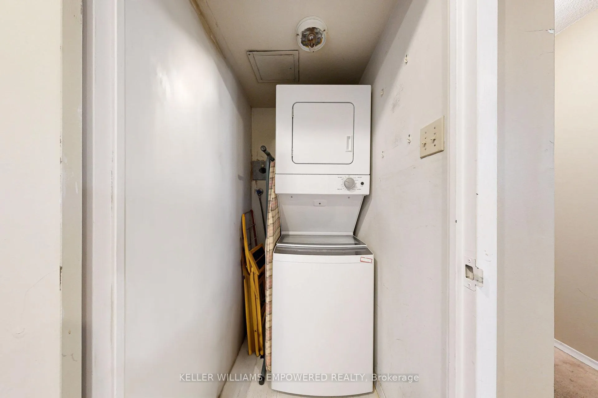 Photo 30 of Unit 401, 7460 Bathurst Street, Vaughan, Brownridge — HOMEH