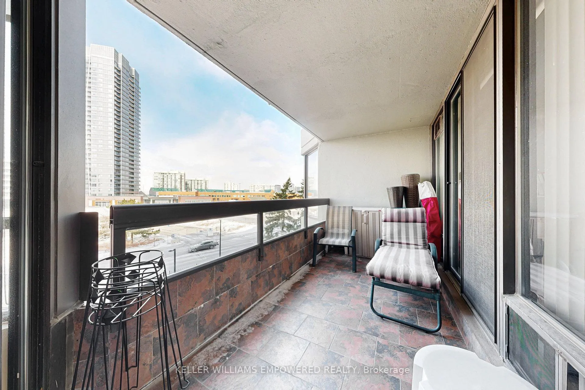 Photo 31 of Unit 401, 7460 Bathurst Street, Vaughan, Brownridge — HOMEH
