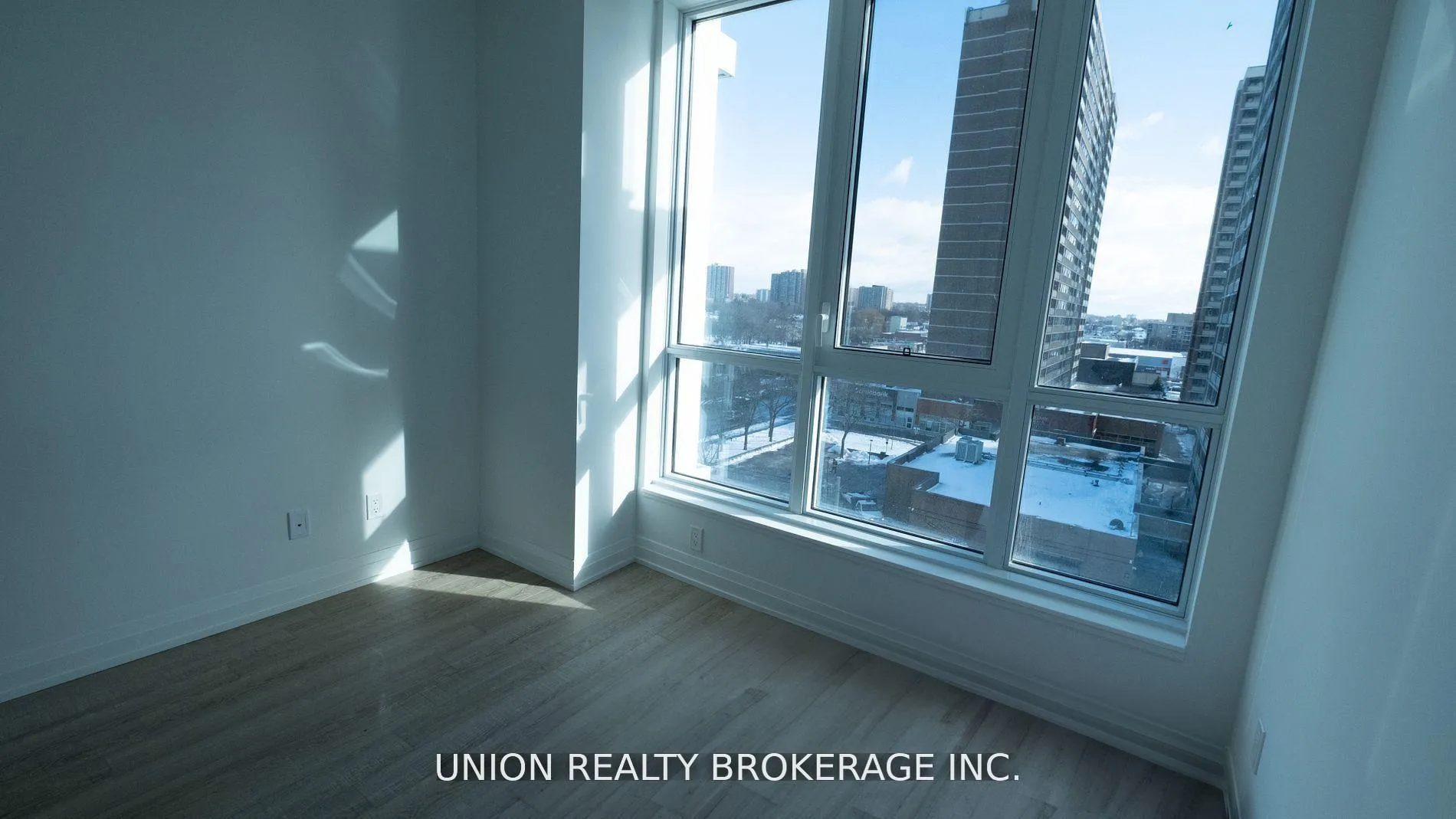 Photo 10 of Unit 606, 286 Main Street, Toronto, East End-Danforth — HOMEH