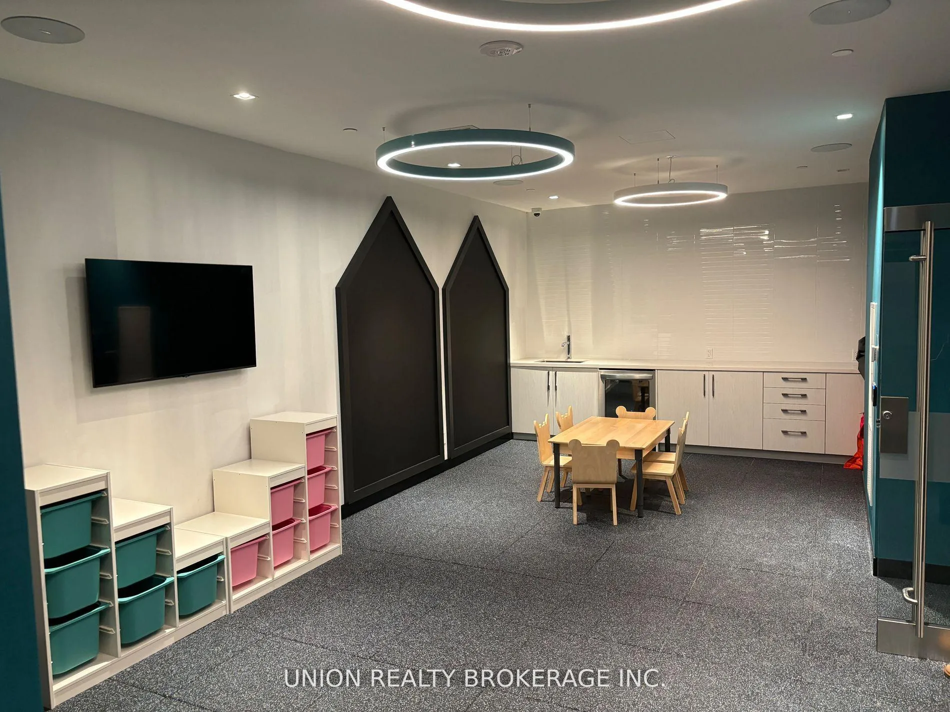 Photo 17 of Unit 606, 286 Main Street, Toronto, East End-Danforth — HOMEH