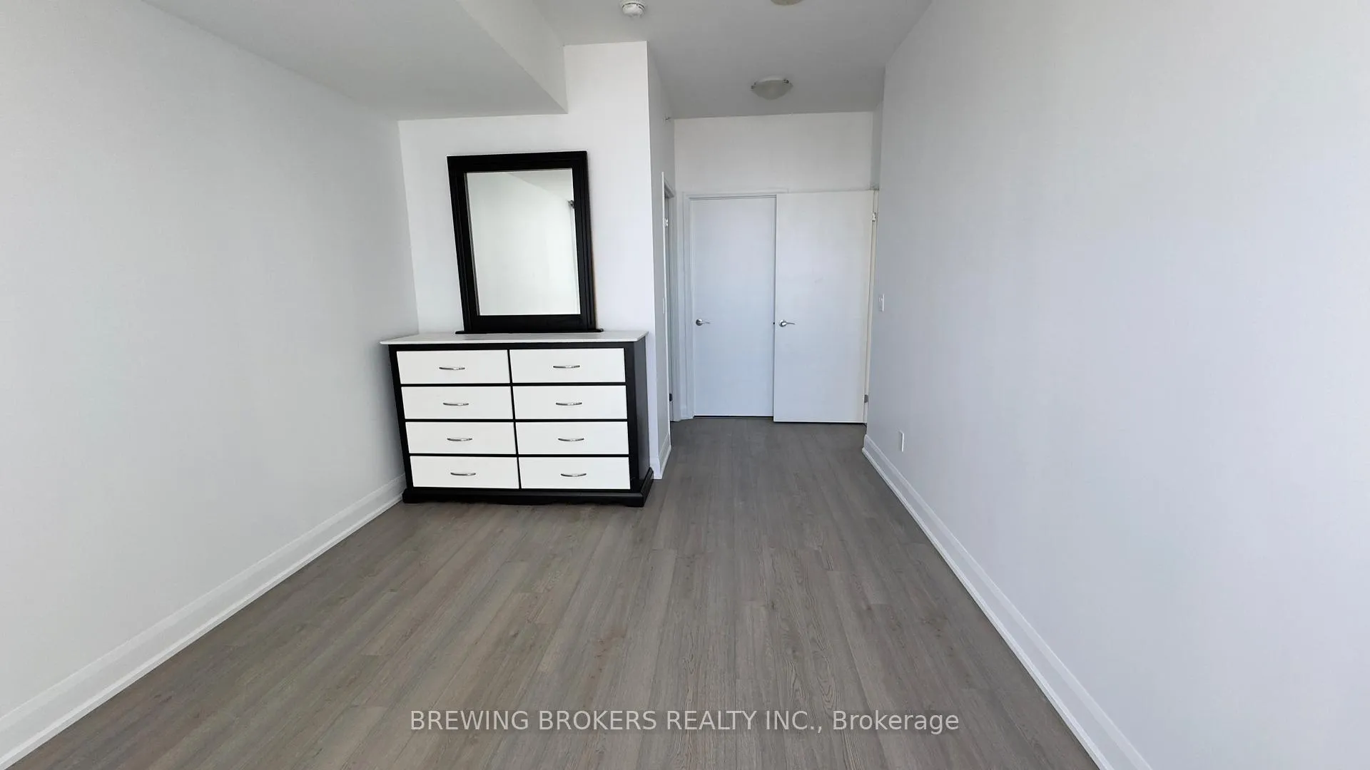 Photo 5 of Unit 1902, 2910 Highway 7 Road, Vaughan, Concord — HOMEH