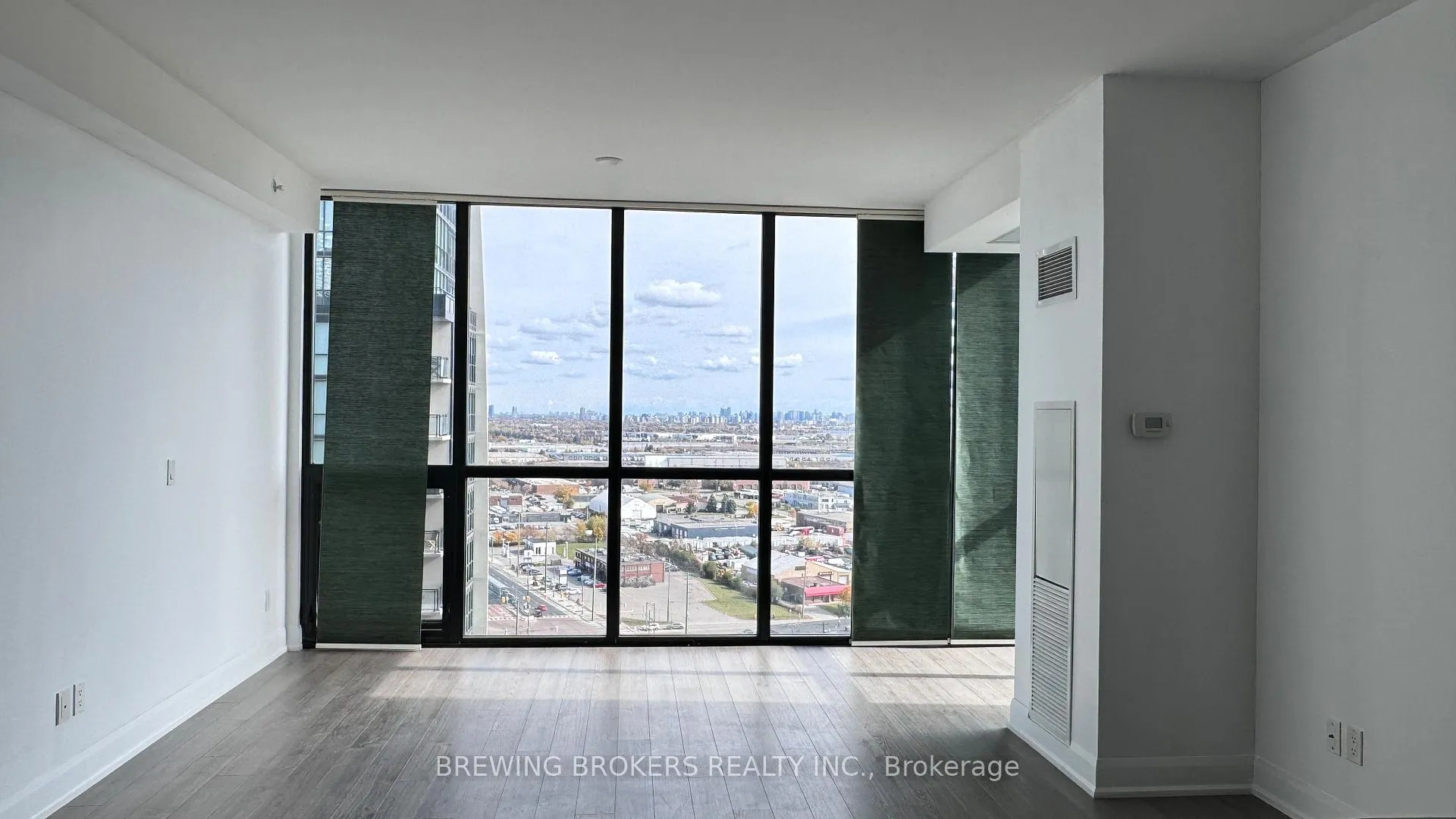 Photo 18 of Unit 1902, 2910 Highway 7 Road, Vaughan, Concord — HOMEH
