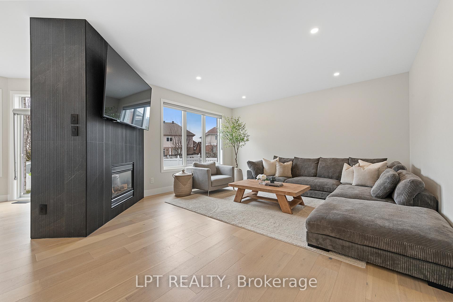 Photo 13 of 2833 Hank Rivers Drive, Ottawa, Upper Hunt Club — HOMEH