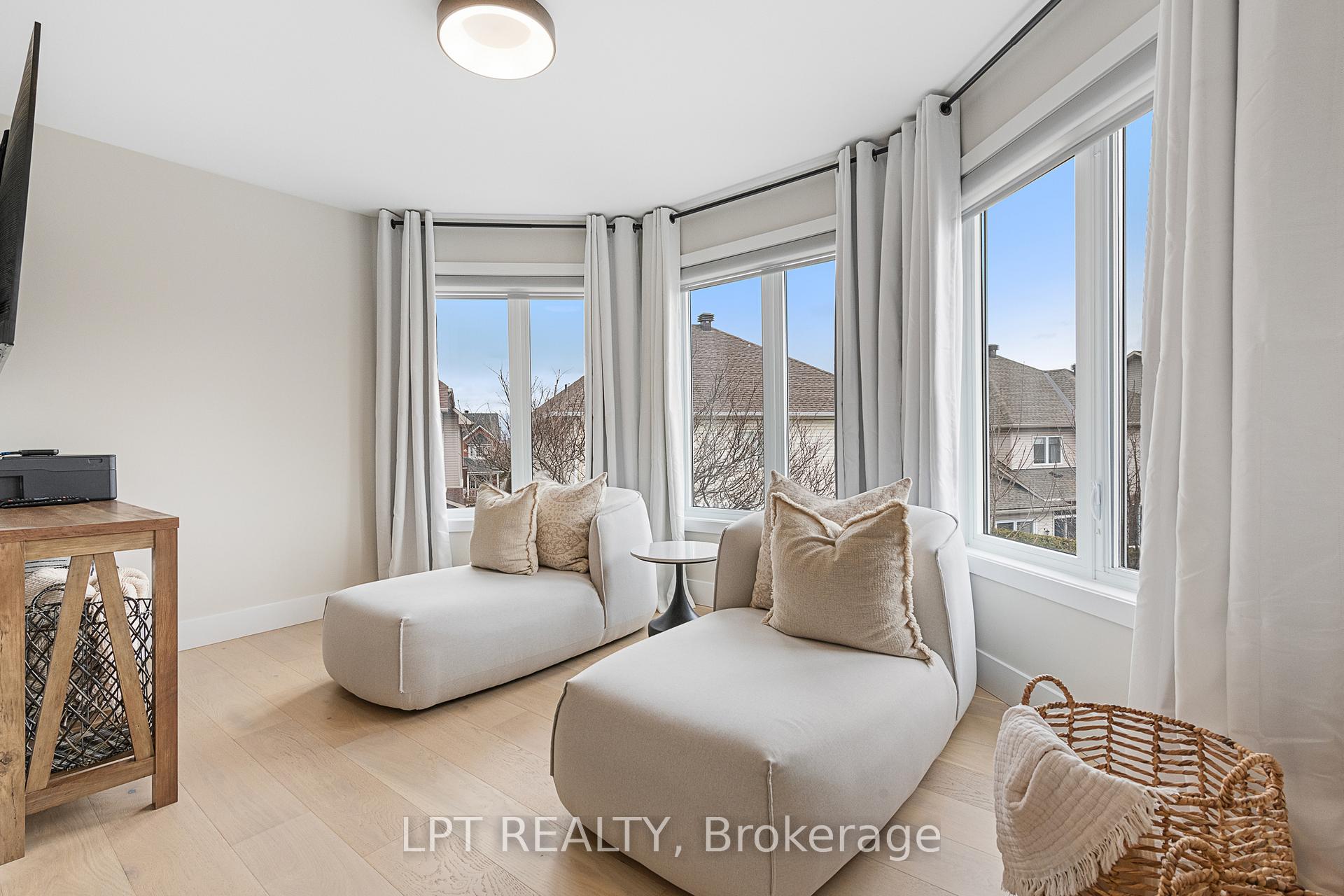 Photo 37 of 2833 Hank Rivers Drive, Ottawa, Upper Hunt Club — HOMEH