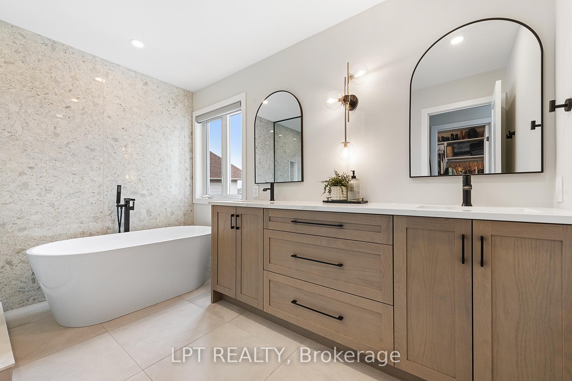 Photo 38 of 2833 Hank Rivers Drive, Ottawa, Upper Hunt Club — HOMEH