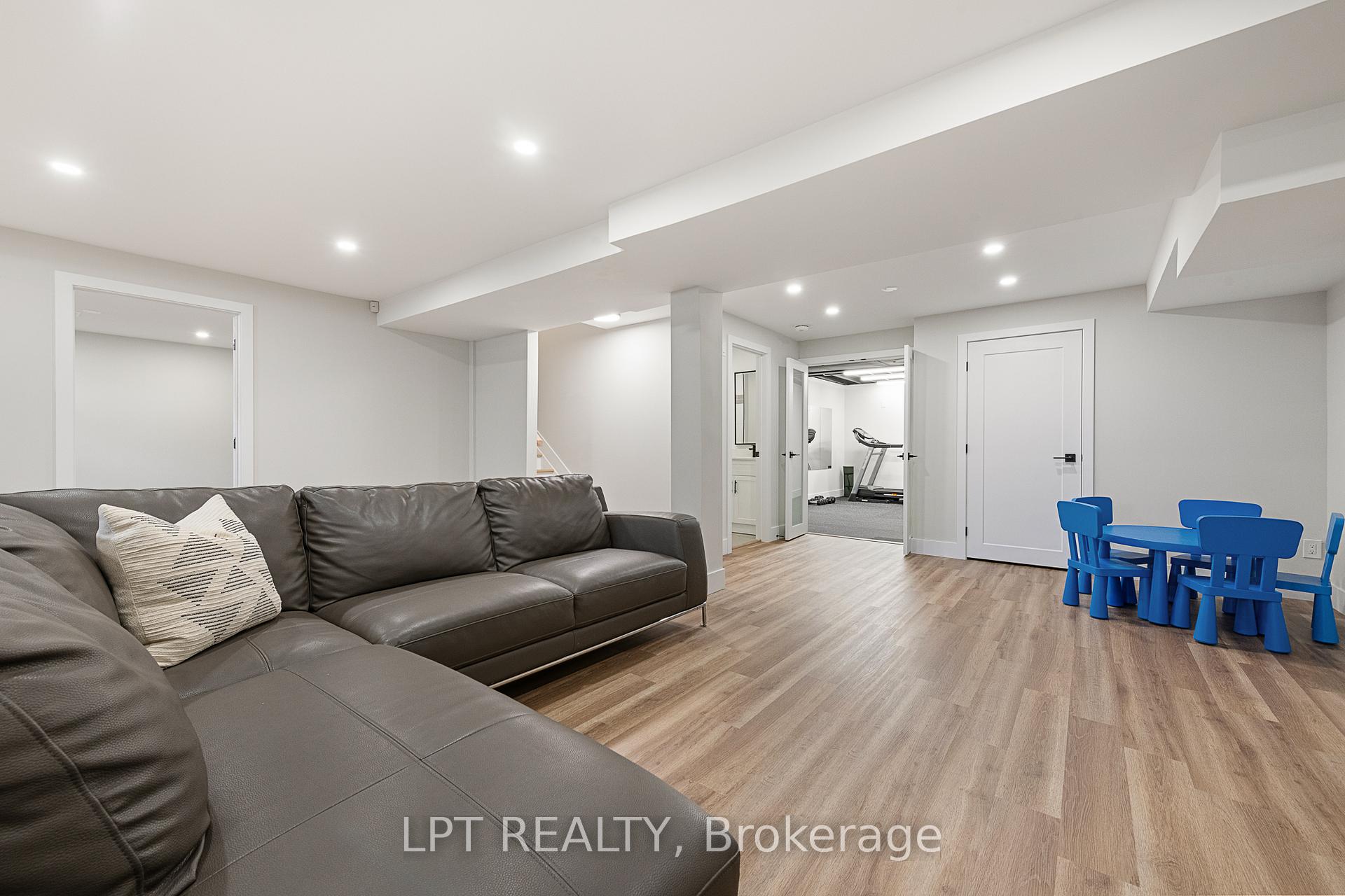 Photo 43 of 2833 Hank Rivers Drive, Ottawa, Upper Hunt Club — HOMEH