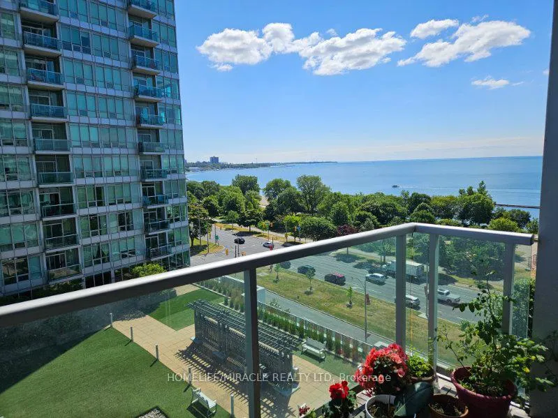 Front of Unit #905, 1910 Lake Shore Boulevard W