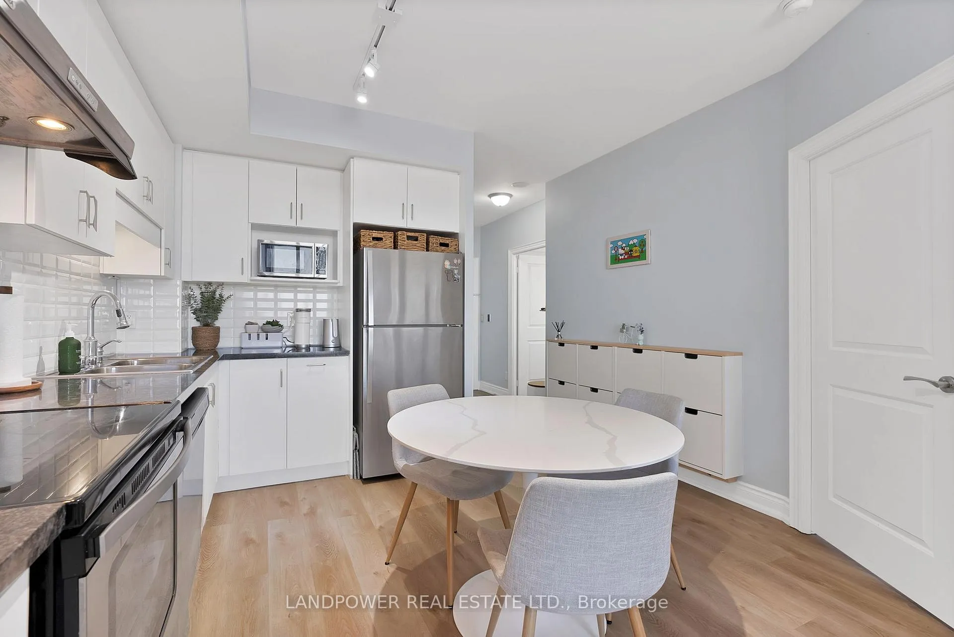 Photo 11 of Unit 916, 99 South Town Centre Boulevard, Markham, Unionville — HOMEH