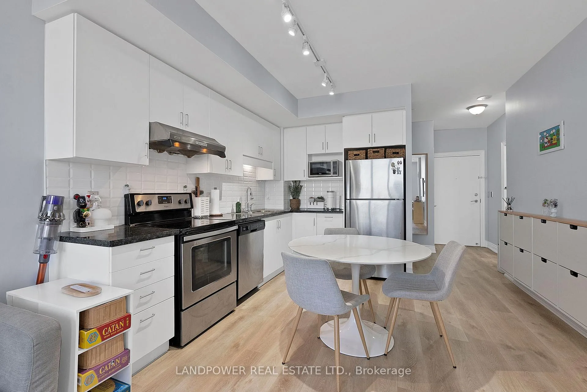 Photo 12 of Unit 916, 99 South Town Centre Boulevard, Markham, Unionville — HOMEH