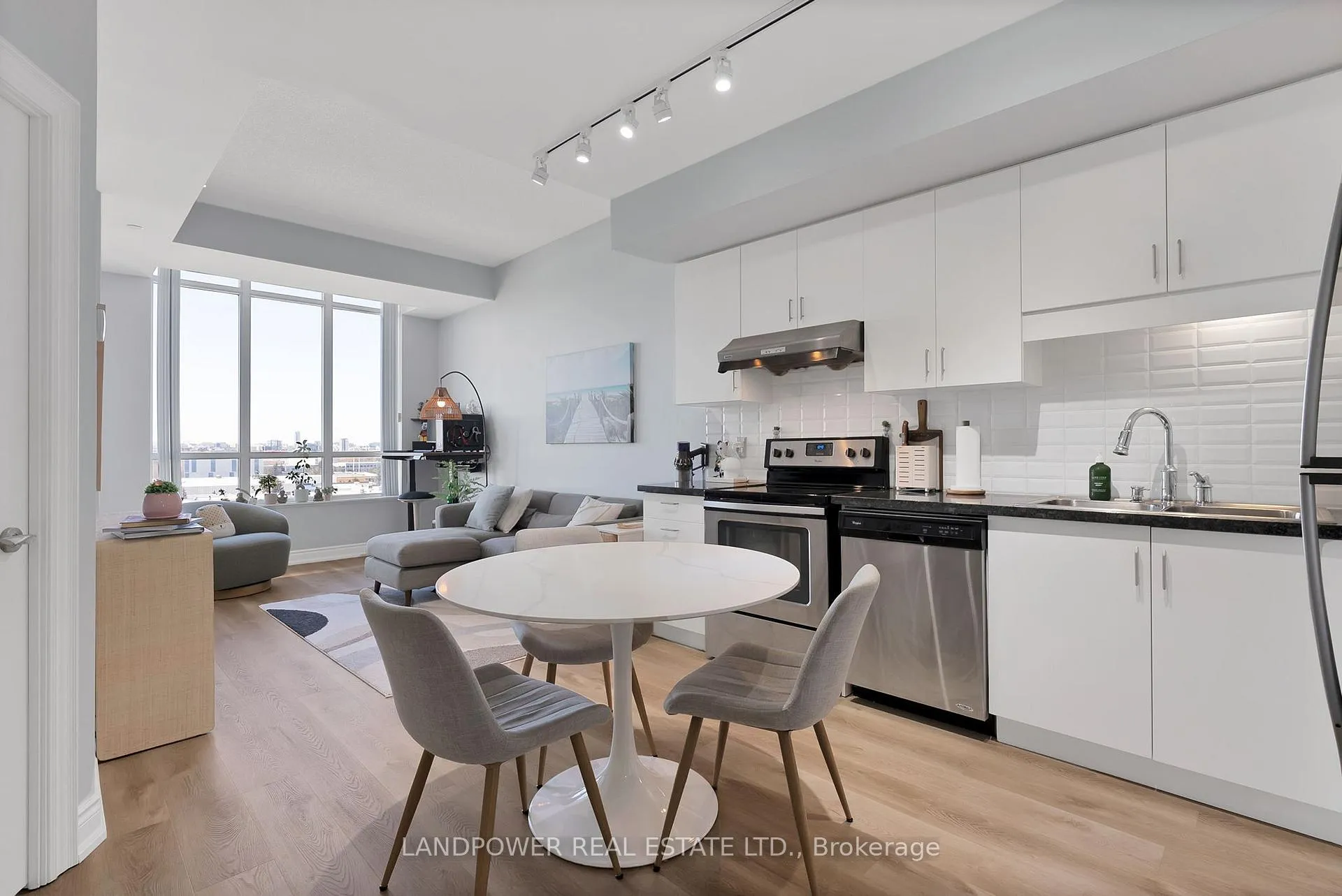 Photo 13 of Unit 916, 99 South Town Centre Boulevard, Markham, Unionville — HOMEH