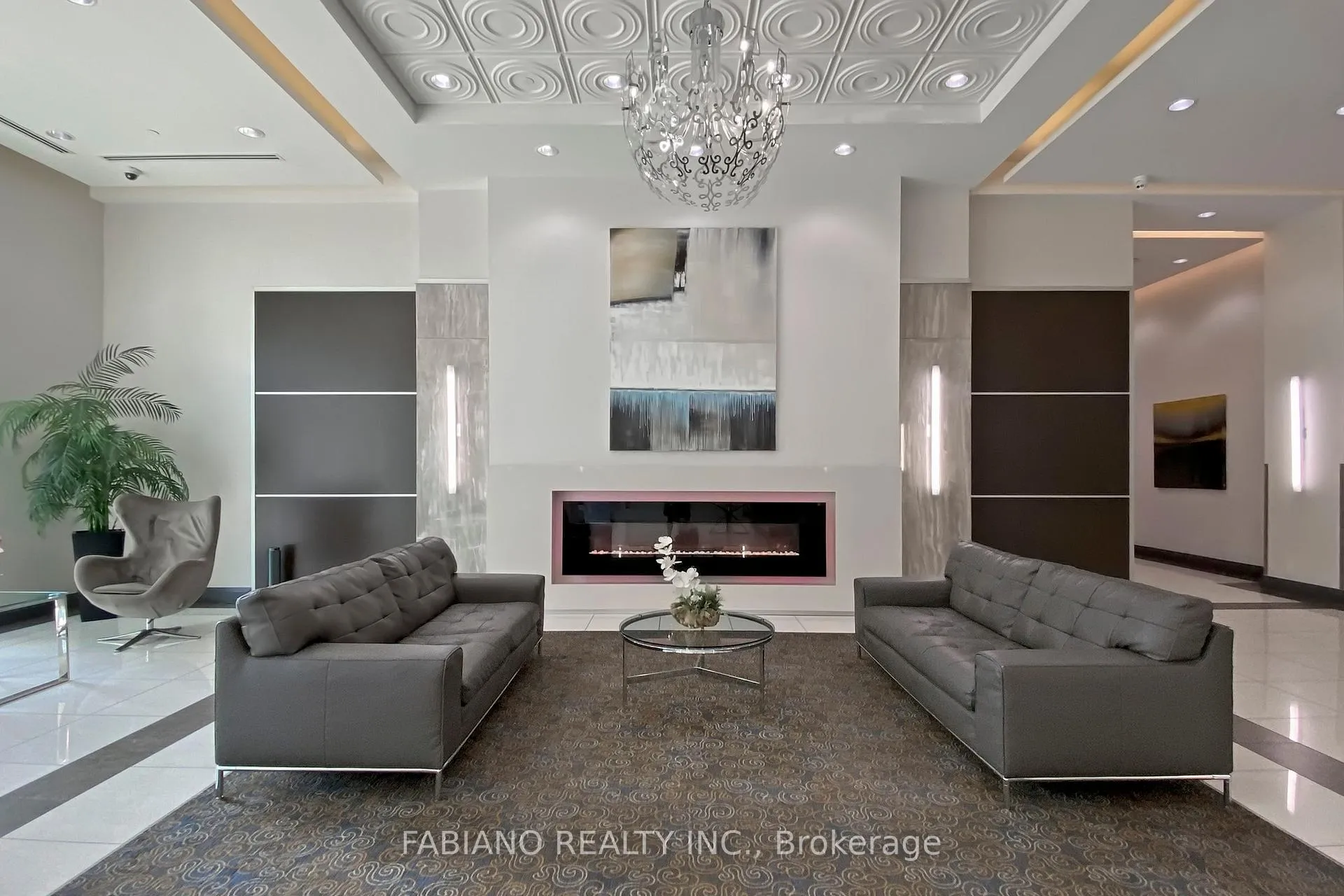 Photo 6 of Unit 2303, 7171 Yonge Street, Markham, Thornhill — HOMEH