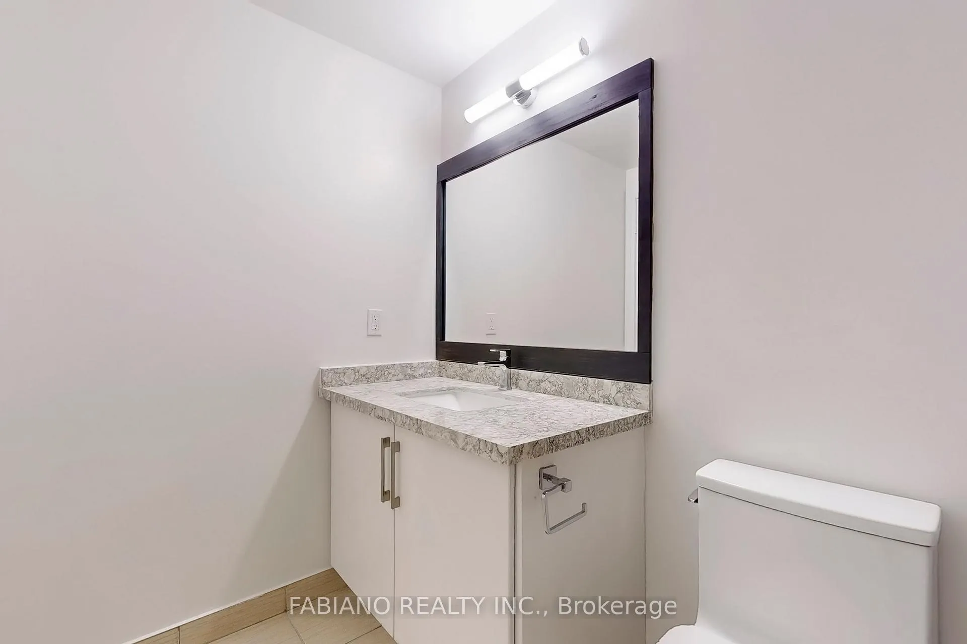 Photo 22 of Unit 2303, 7171 Yonge Street, Markham, Thornhill — HOMEH