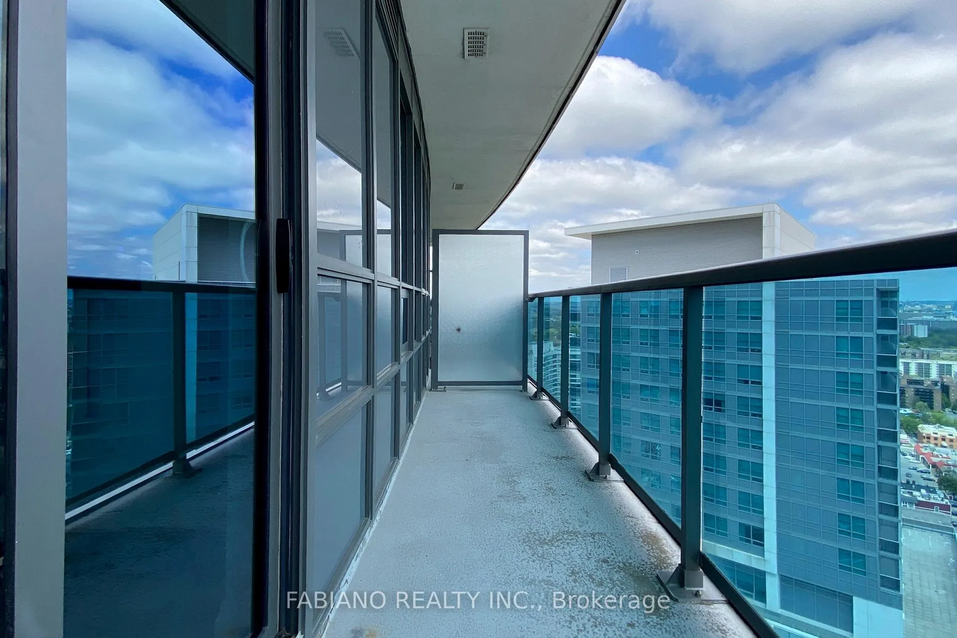 Photo 26 of Unit 2303, 7171 Yonge Street, Markham, Thornhill — HOMEH