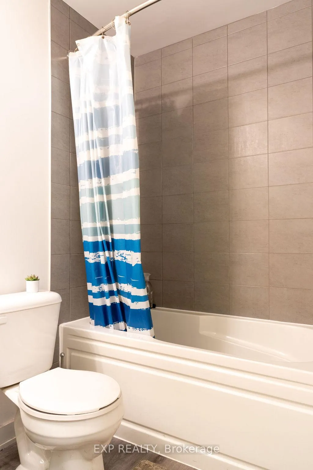 Photo 12 of Unit 101, 110 Ferugus Avenue, Kitchener, Stanley Park — HOMEH