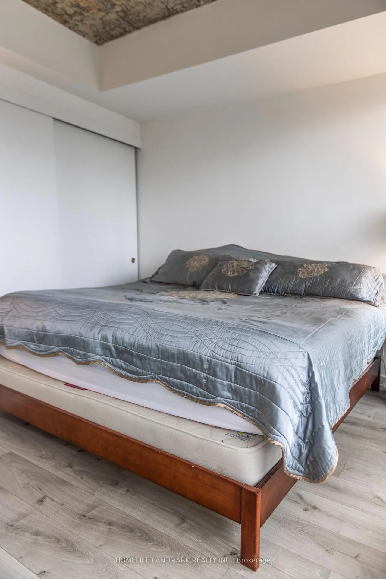 Photo 6 of Unit 2602, 161 Roehampton Avenue, Toronto, Mount Pleasant West — HOMEH