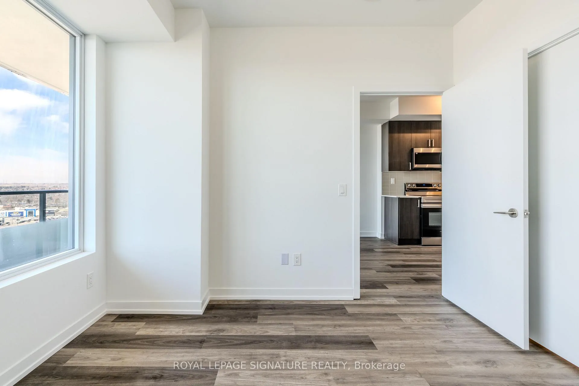 Photo 15 of Unit 2812, 1435 Celebration Drive, Pickering, Bay Ridges — HOMEH