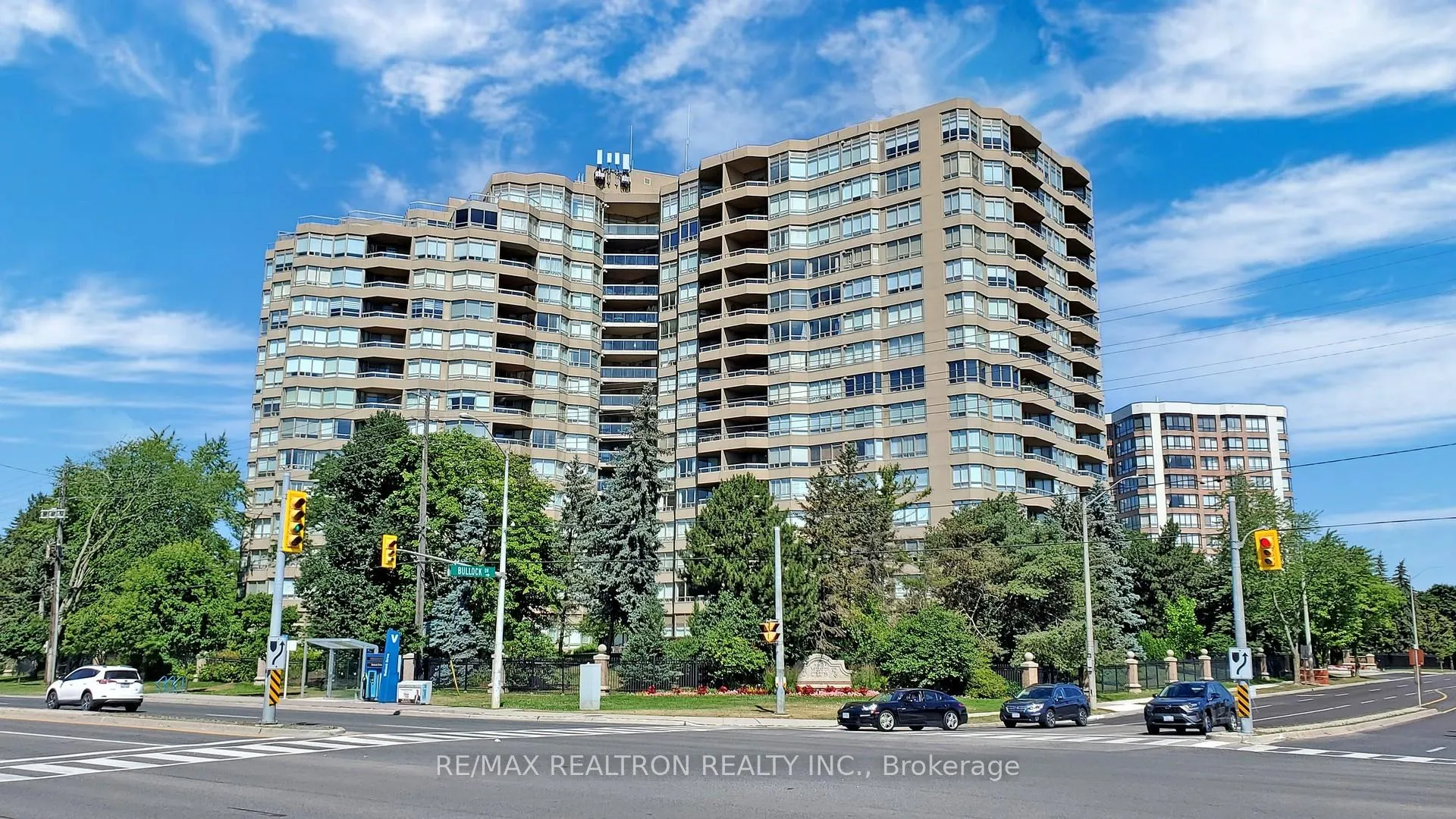 Photo 2 of Unit 1015, 610 Bullock Drive, Markham, Markville — HOMEH
