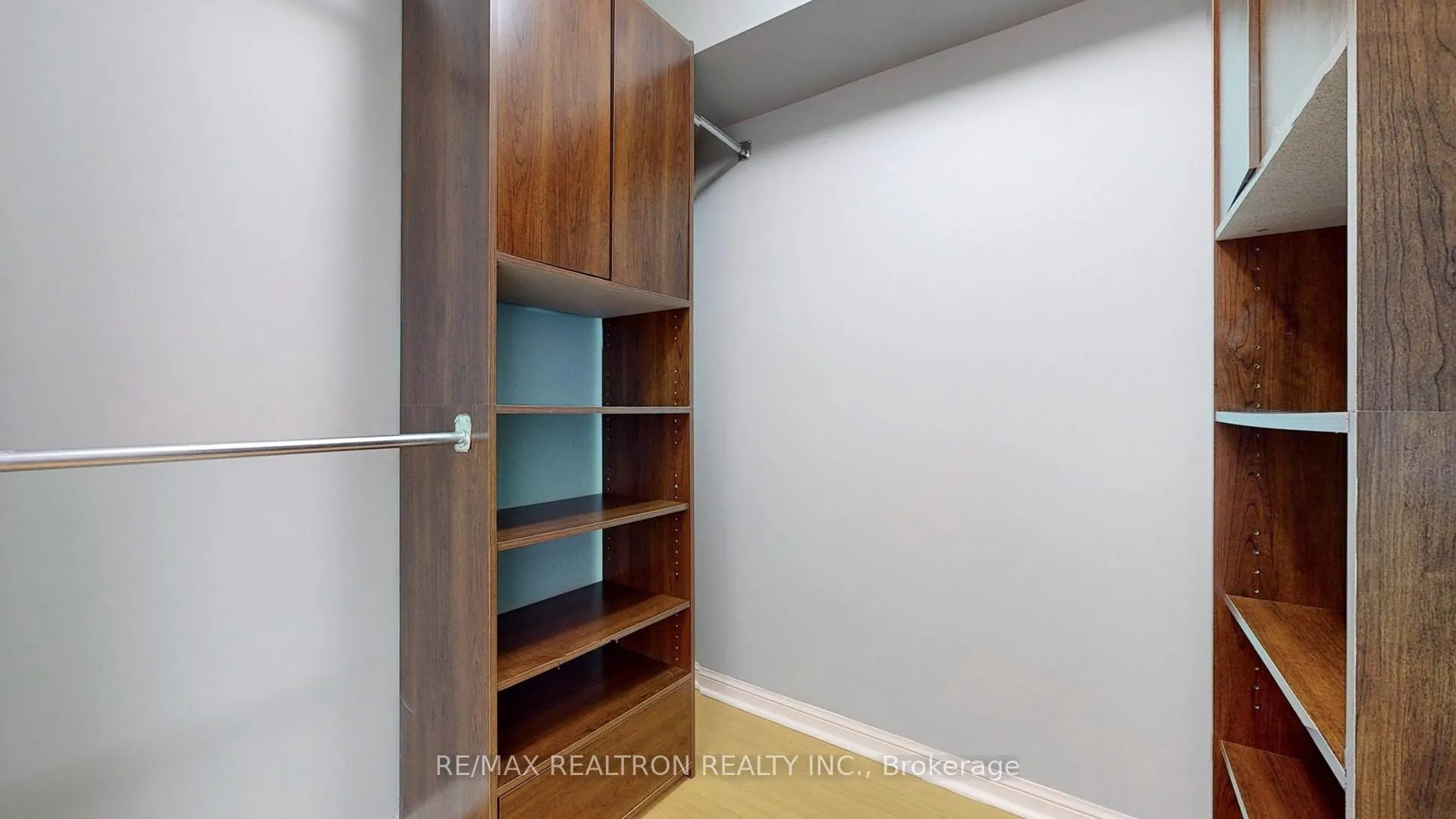 Photo 22 of Unit 1015, 610 Bullock Drive, Markham, Markville — HOMEH