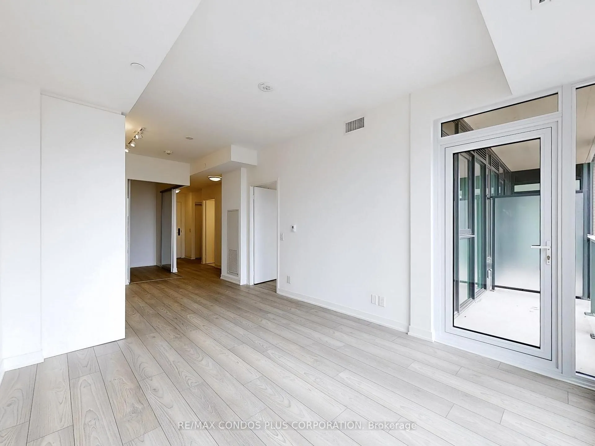 Photo 8 of Unit 319, 285 Dufferin Street, Toronto, South Parkdale — HOMEH