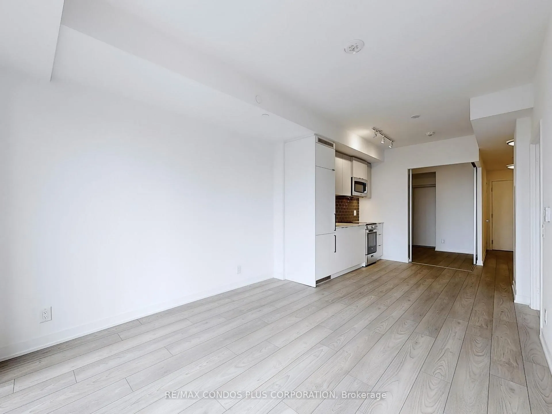 Photo 10 of Unit 319, 285 Dufferin Street, Toronto, South Parkdale — HOMEH