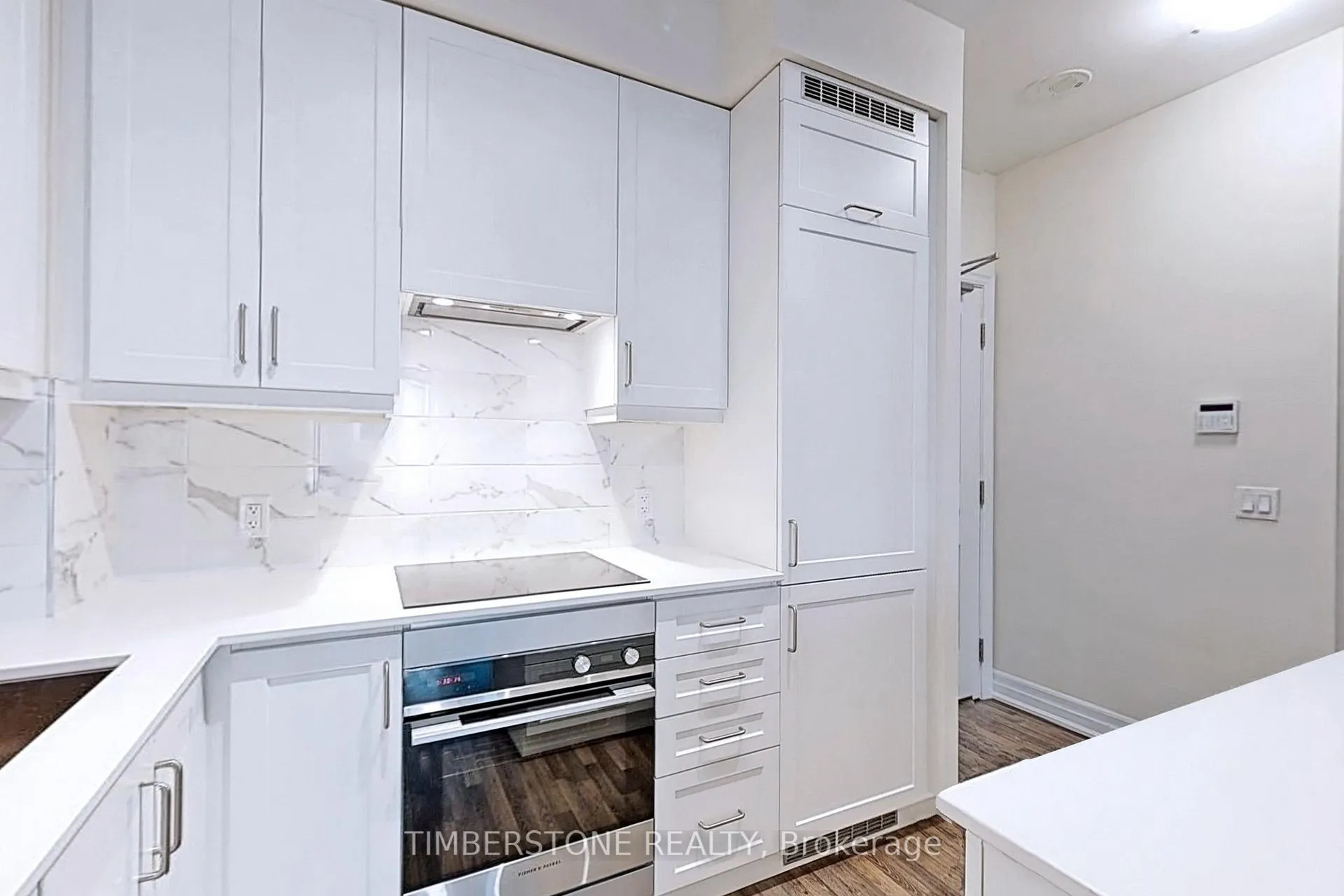 Photo 10 of Unit 220, 9075 Jane Street, Vaughan, Concord — HOMEH