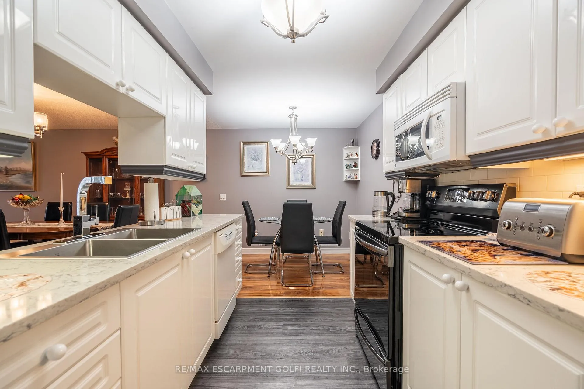 Photo 9 of Unit 107, 980 Golf Links Road, Hamilton, Ancaster — HOMEH