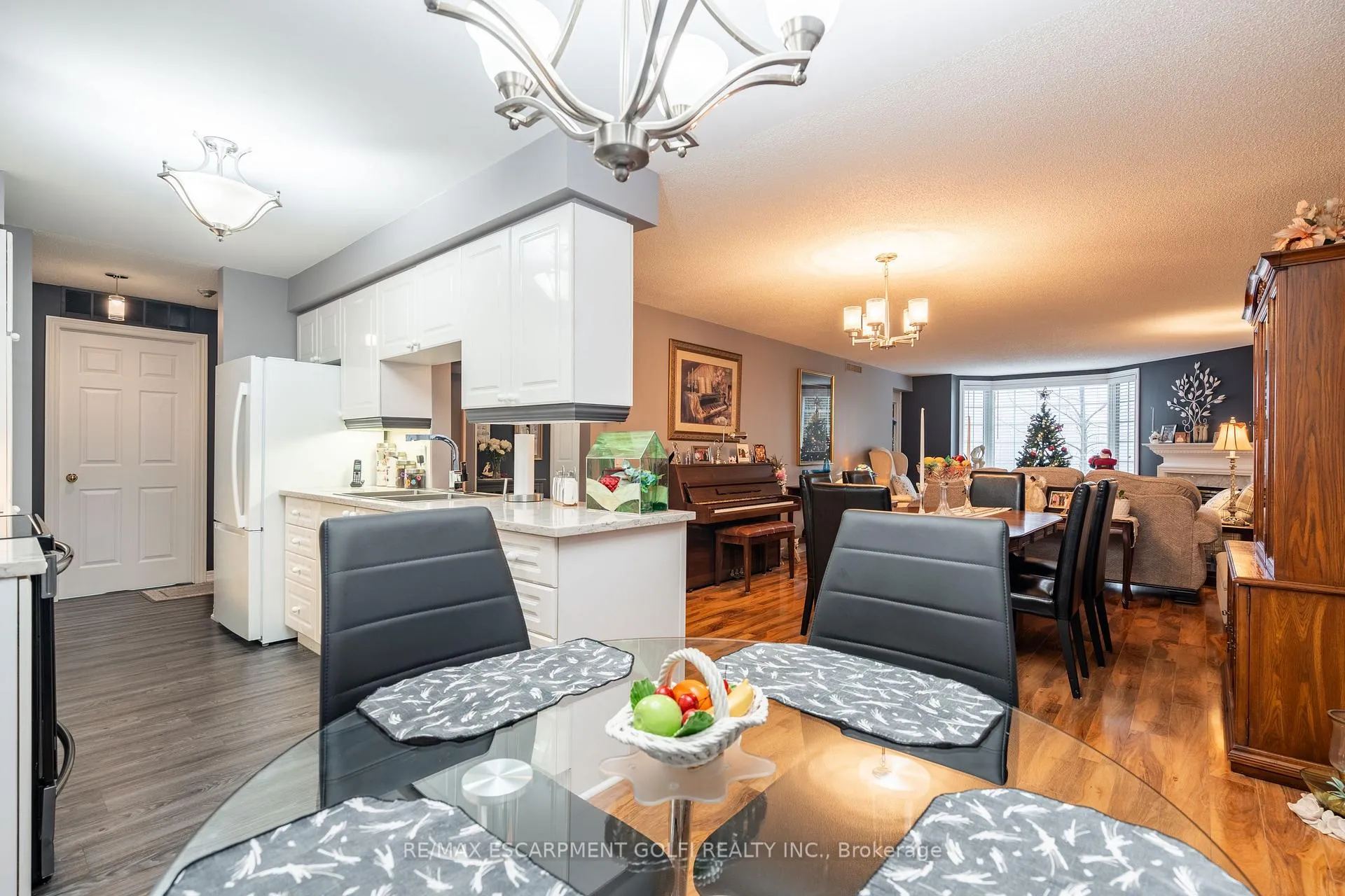 Photo 15 of Unit 107, 980 Golf Links Road, Hamilton, Ancaster — HOMEH