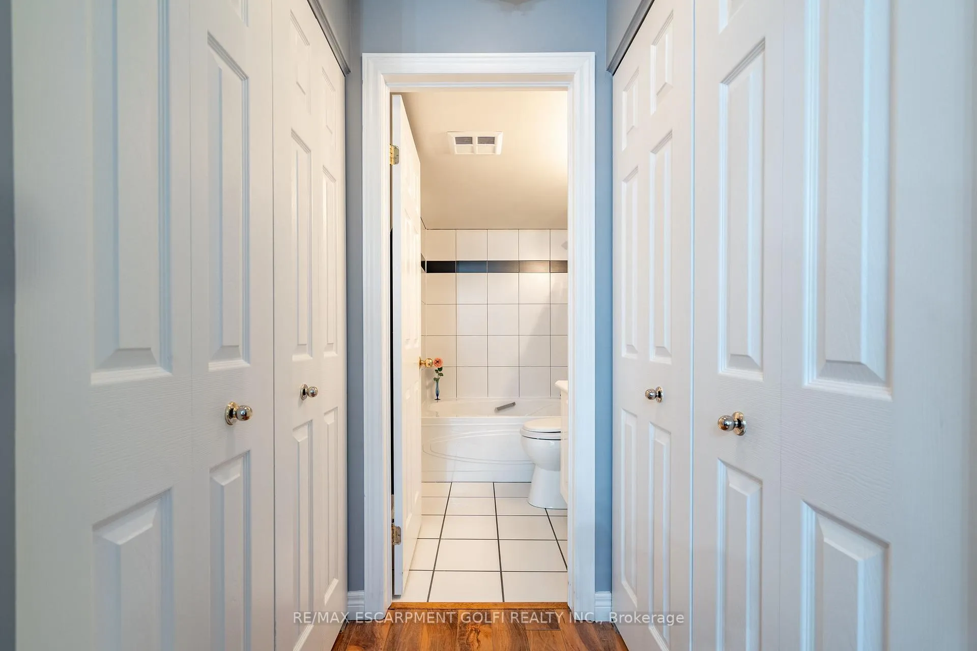 Photo 31 of Unit 107, 980 Golf Links Road, Hamilton, Ancaster — HOMEH