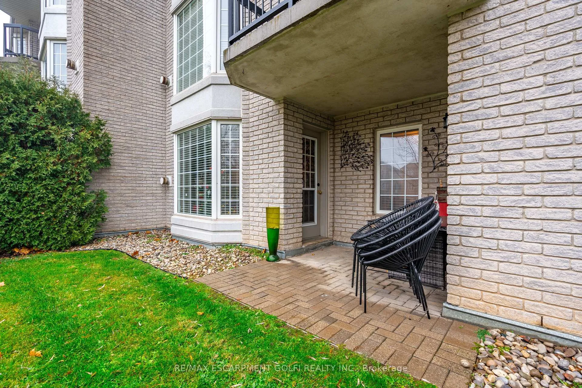 Photo 38 of Unit 107, 980 Golf Links Road, Hamilton, Ancaster — HOMEH