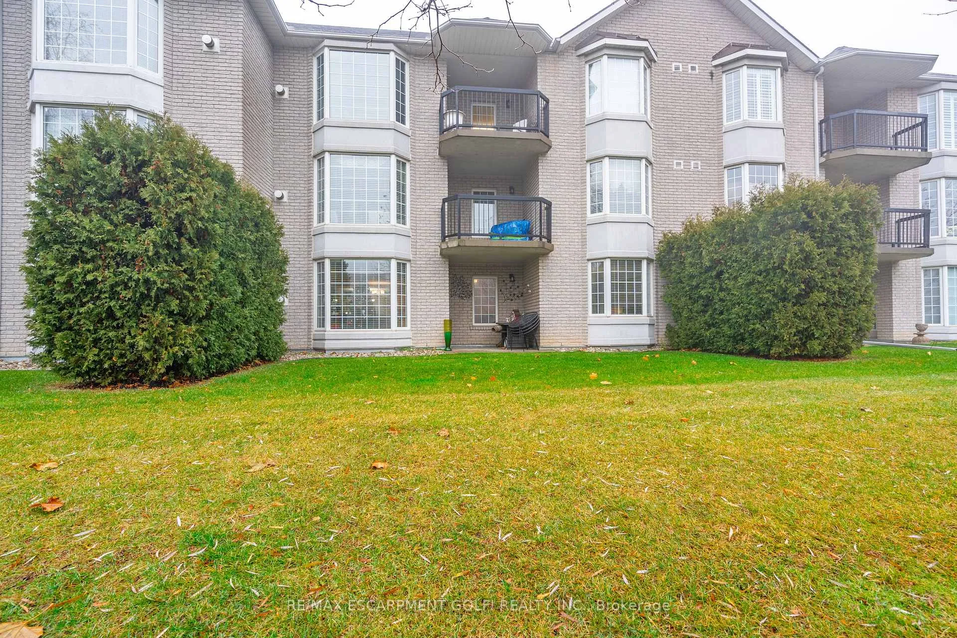 Photo 39 of Unit 107, 980 Golf Links Road, Hamilton, Ancaster — HOMEH