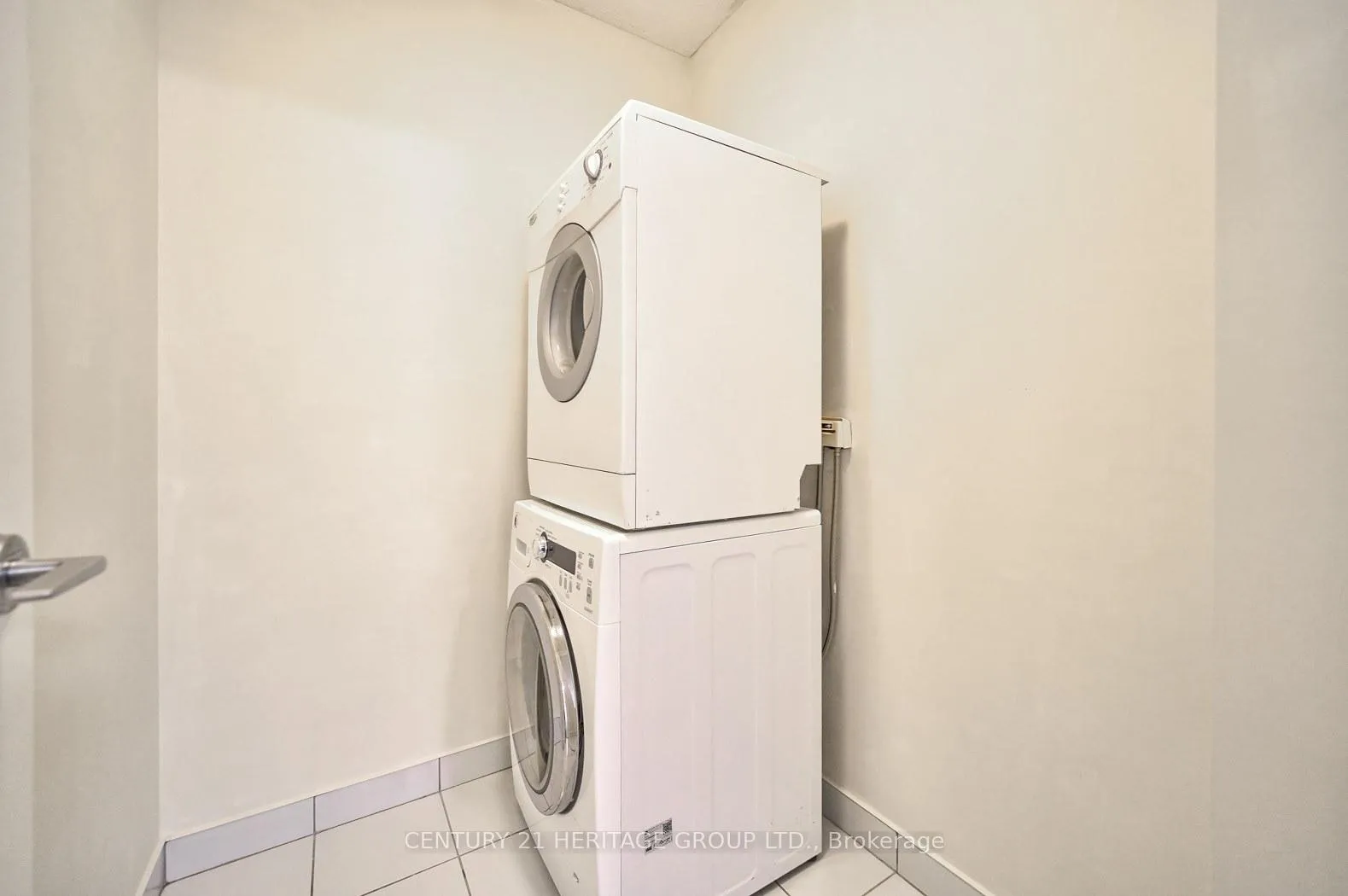 Photo 6 of Unit 542, 151 Dan Leckie Way, Toronto, Waterfront Communities — HOMEH