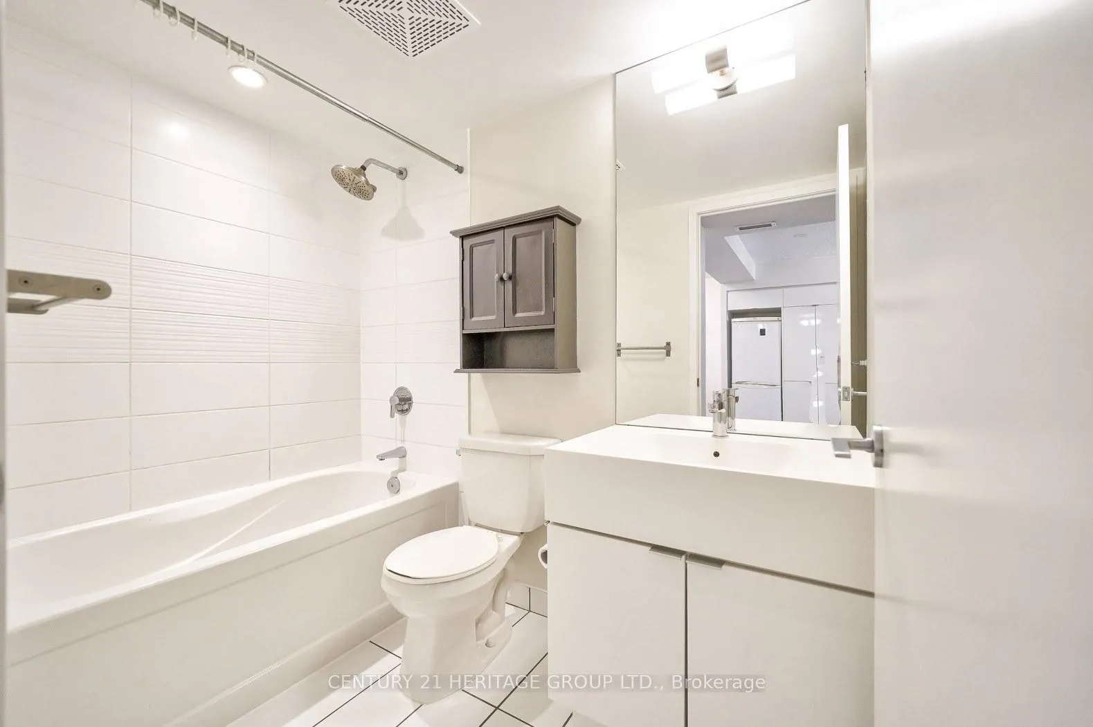 Photo 7 of Unit 542, 151 Dan Leckie Way, Toronto, Waterfront Communities — HOMEH