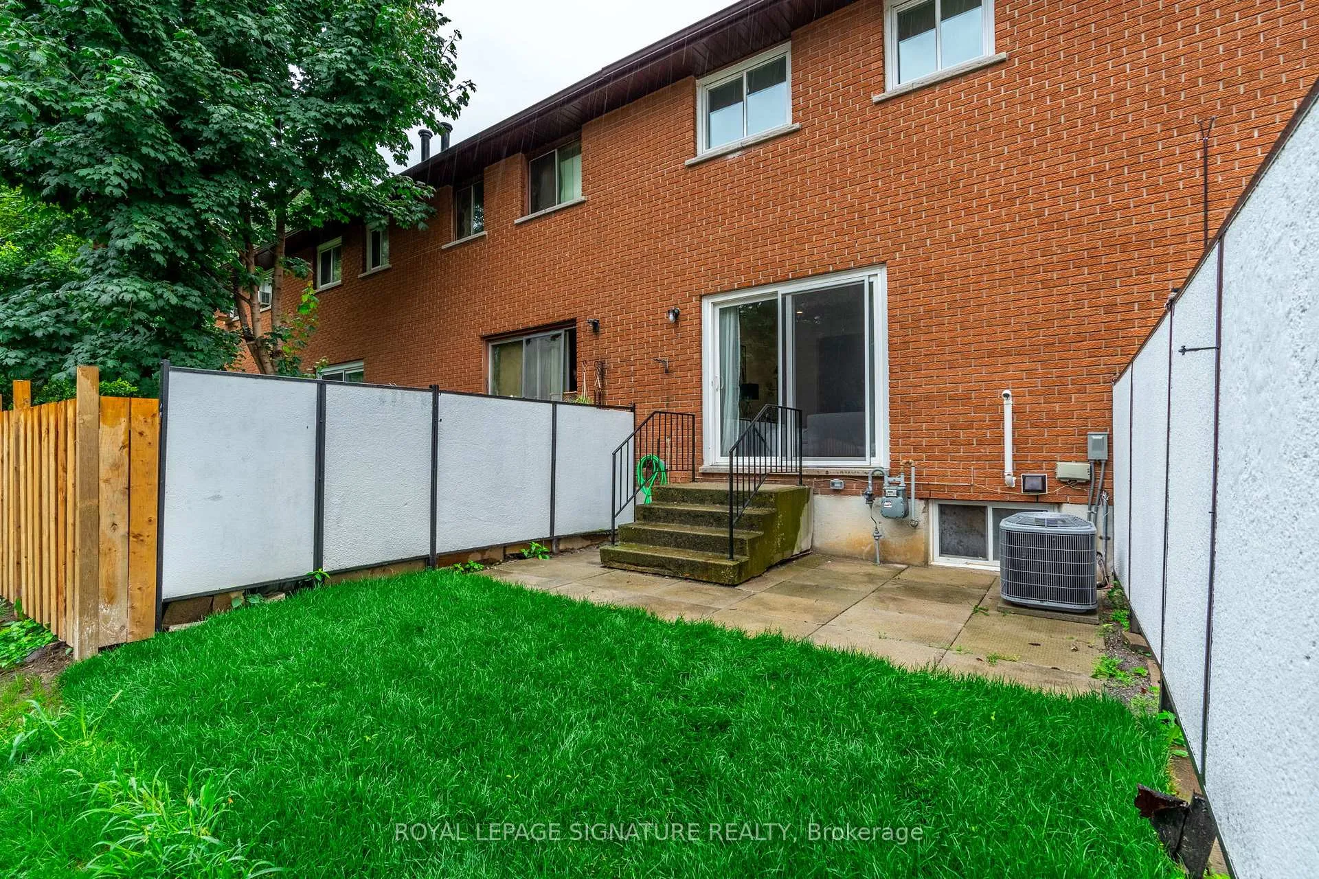 Photo 29 of 54 Woodman Drive N, Hamilton, Kentley — HOMEH