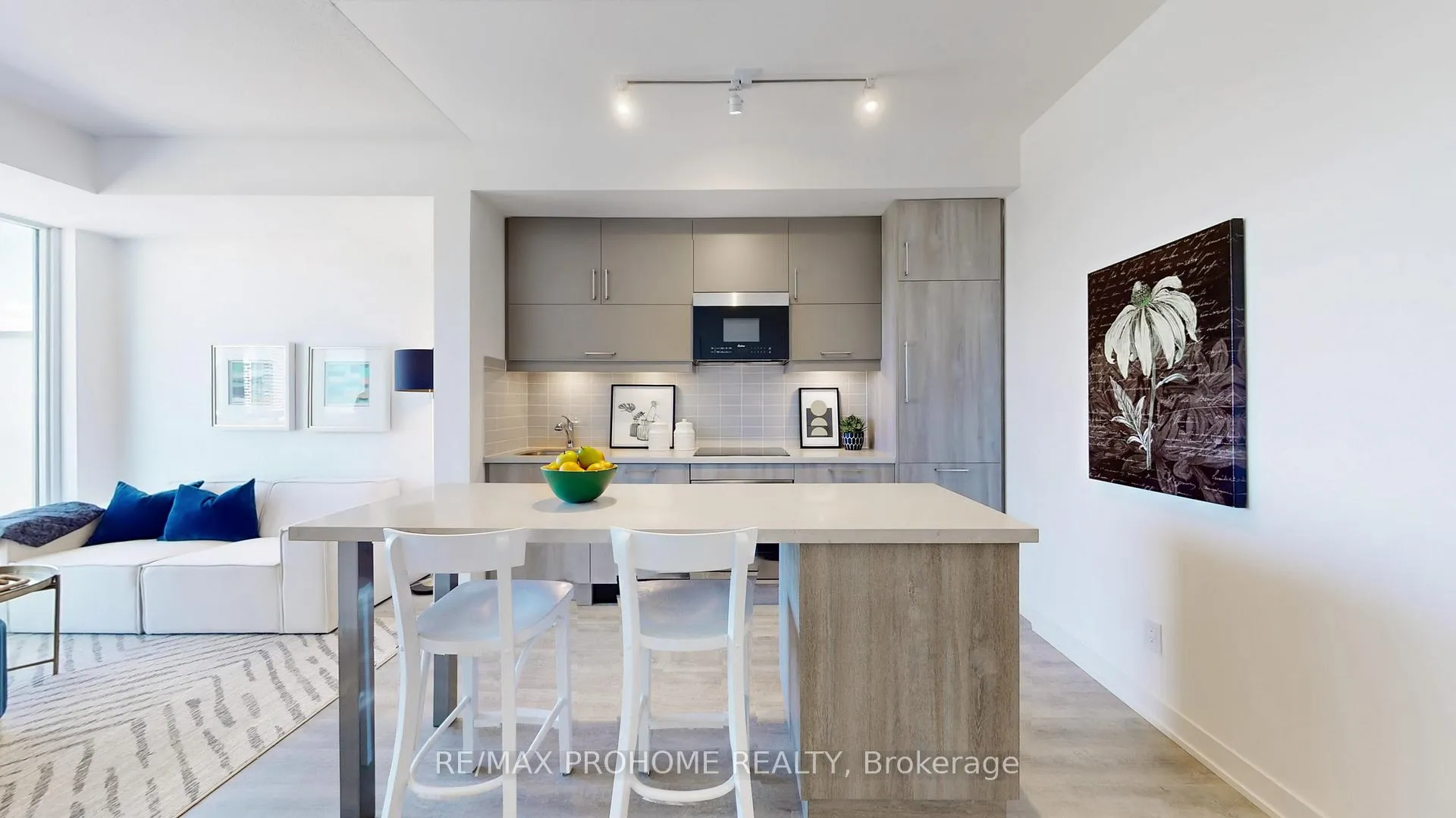 Photo 7 of Unit 909, 292 Verdale Crossing, Markham, Unionville — HOMEH