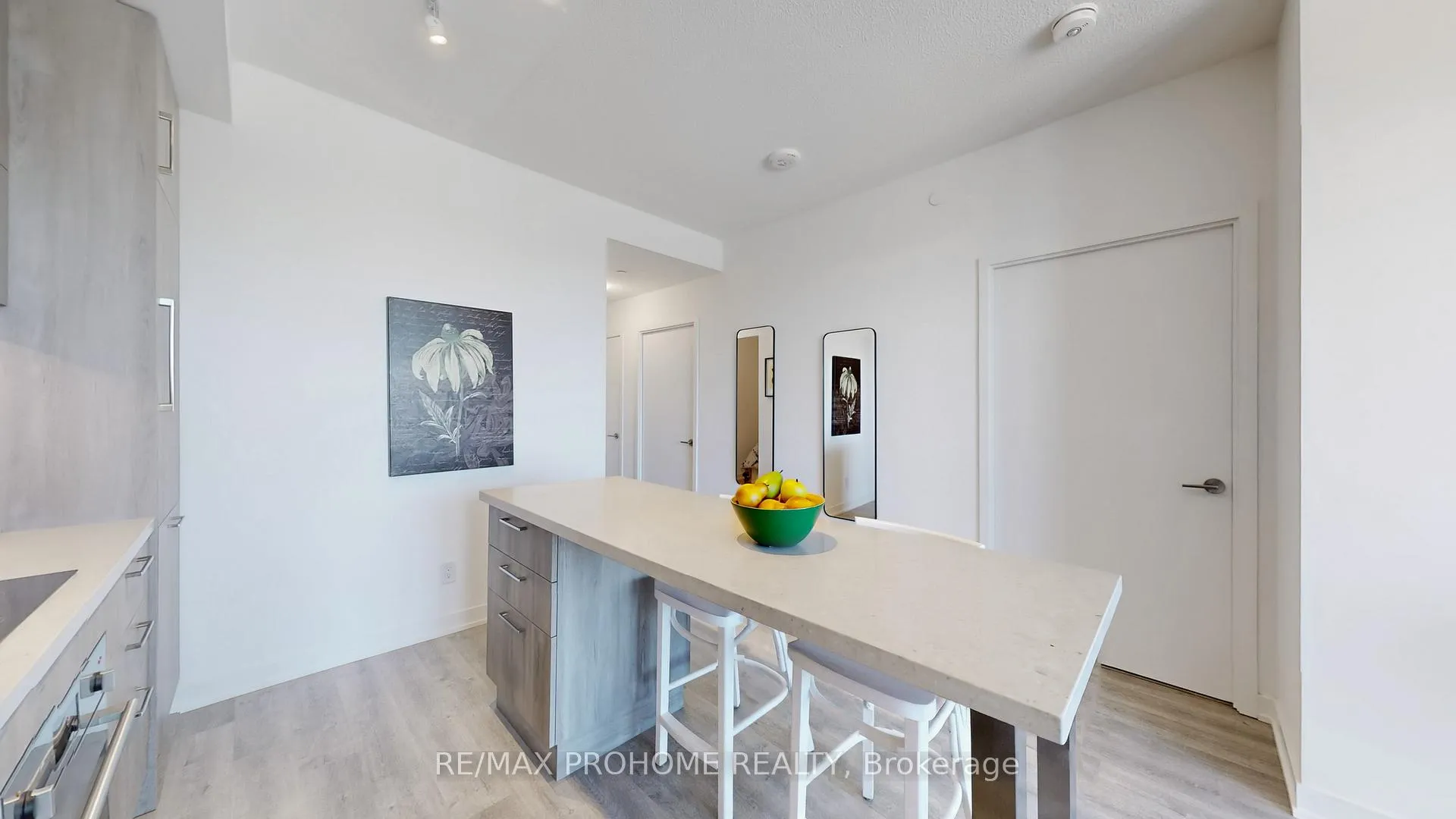 Photo 9 of Unit 909, 292 Verdale Crossing, Markham, Unionville — HOMEH