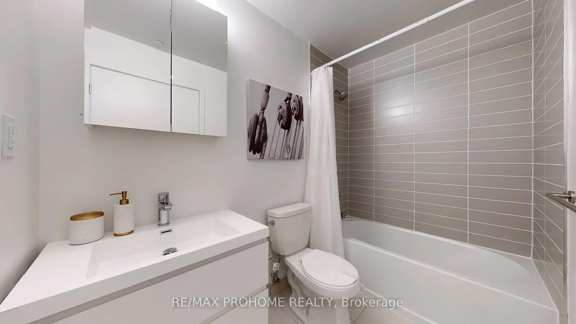 Photo 16 of Unit 909, 292 Verdale Crossing, Markham, Unionville — HOMEH