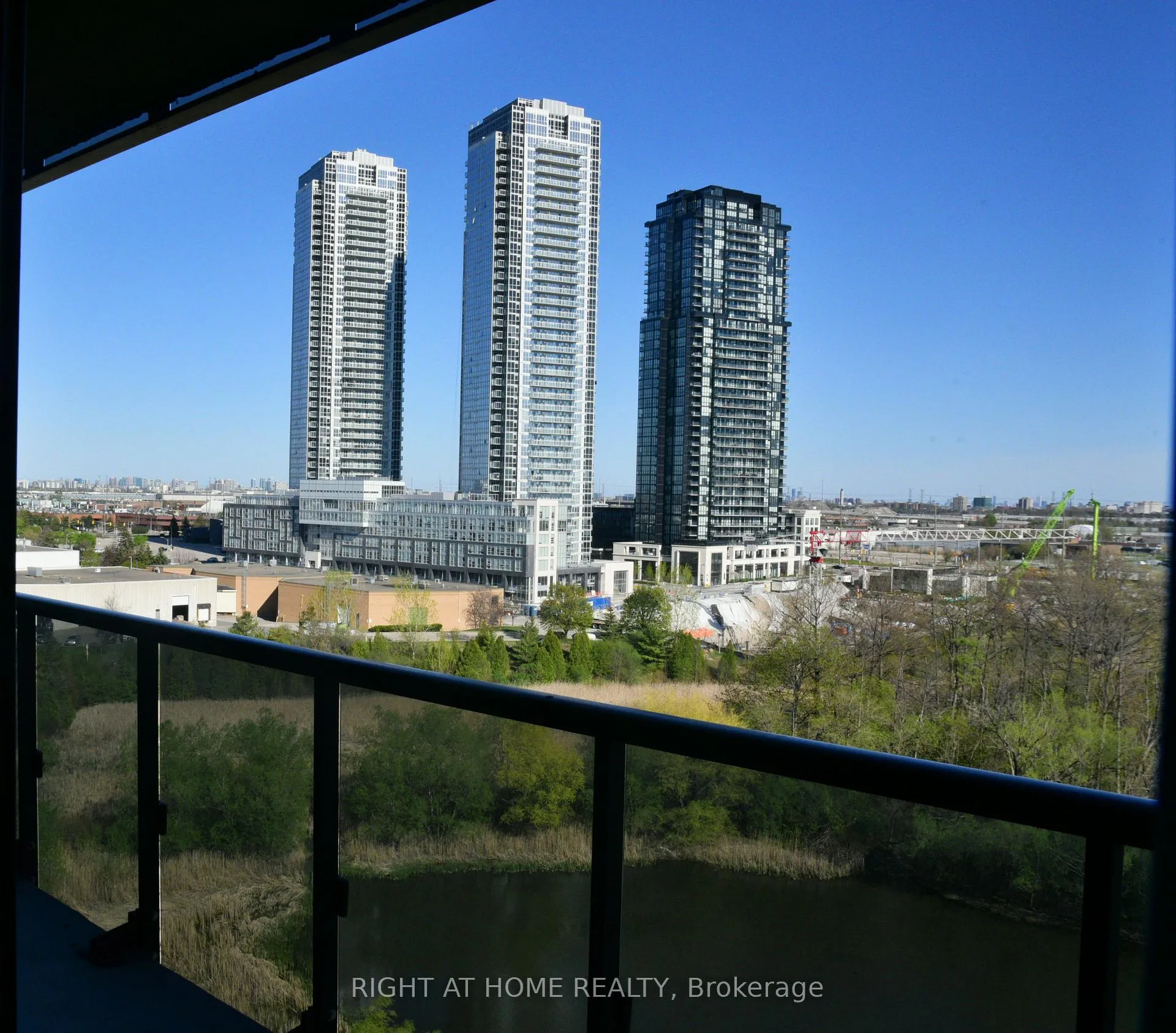 Photo 2 of Unit 805, 7895 Jane Street, Vaughan, Concord — HOMEH