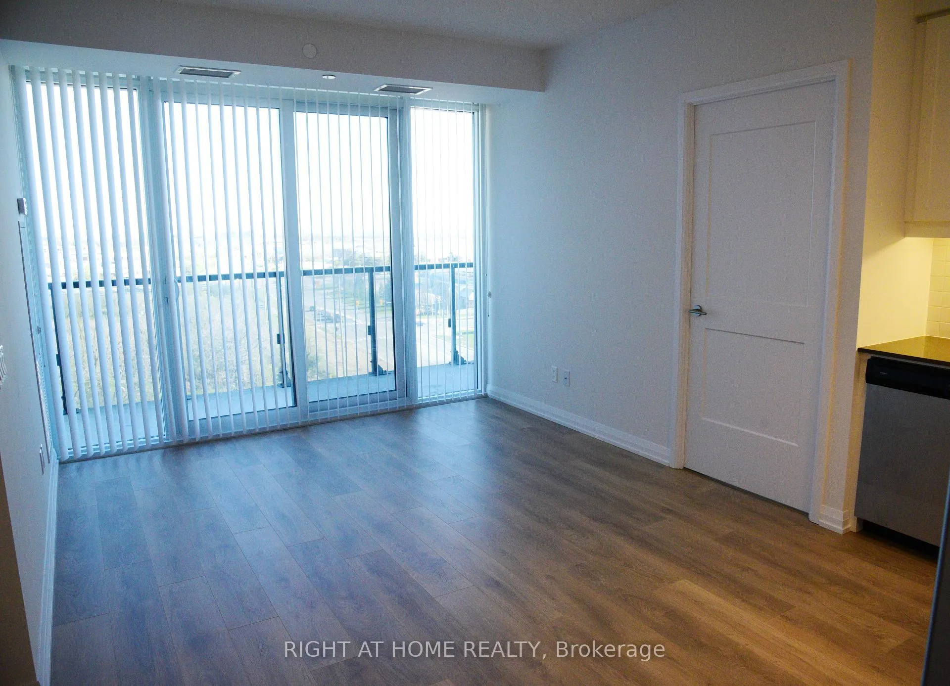 Photo 24 of Unit 805, 7895 Jane Street, Vaughan, Concord — HOMEH