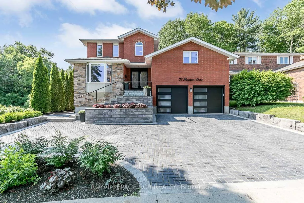 Photo 2 of 37 Mayfair Drive, Barrie, Ardagh — HOMEH