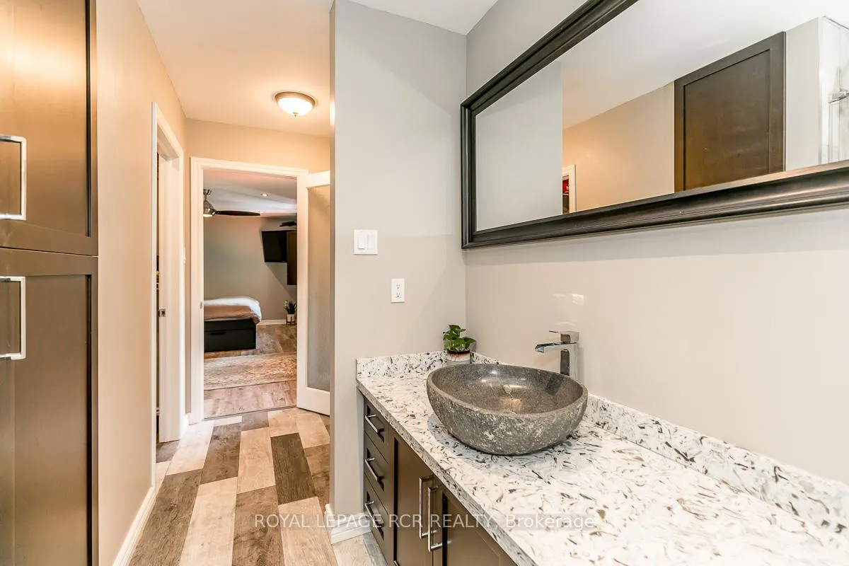 Photo 22 of 37 Mayfair Drive, Barrie, Ardagh — HOMEH