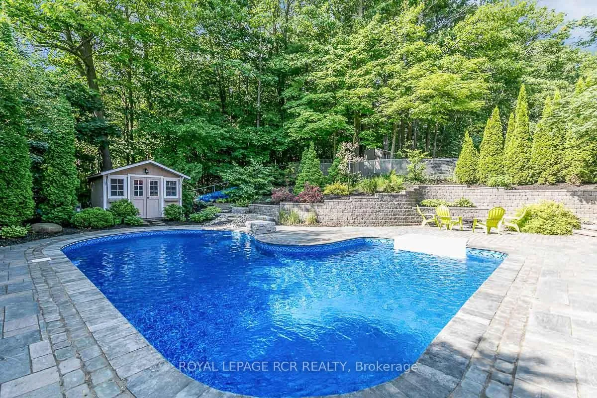 Photo 35 of 37 Mayfair Drive, Barrie, Ardagh — HOMEH