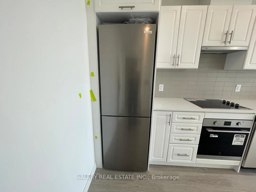 Photo 6 of Unit 1115, 461 Green Road, Hamilton, Lakeshore — HOMEH