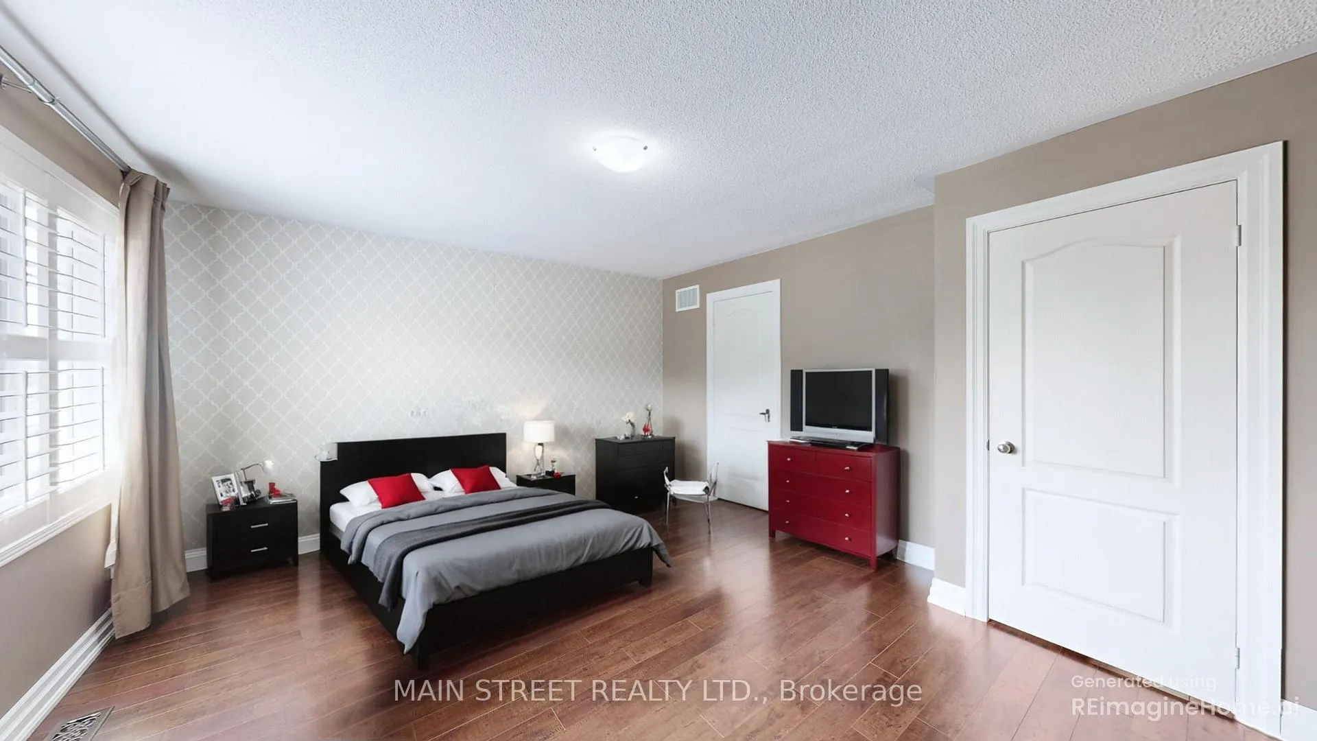 Photo 16 of 42 Bellchase Trail, Brampton, Bram East — HOMEH