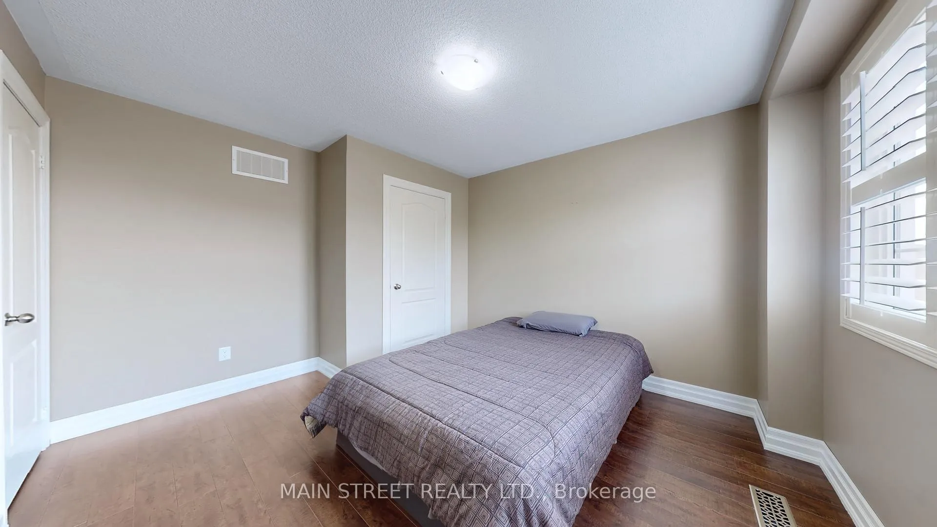 Photo 22 of 42 Bellchase Trail, Brampton, Bram East — HOMEH