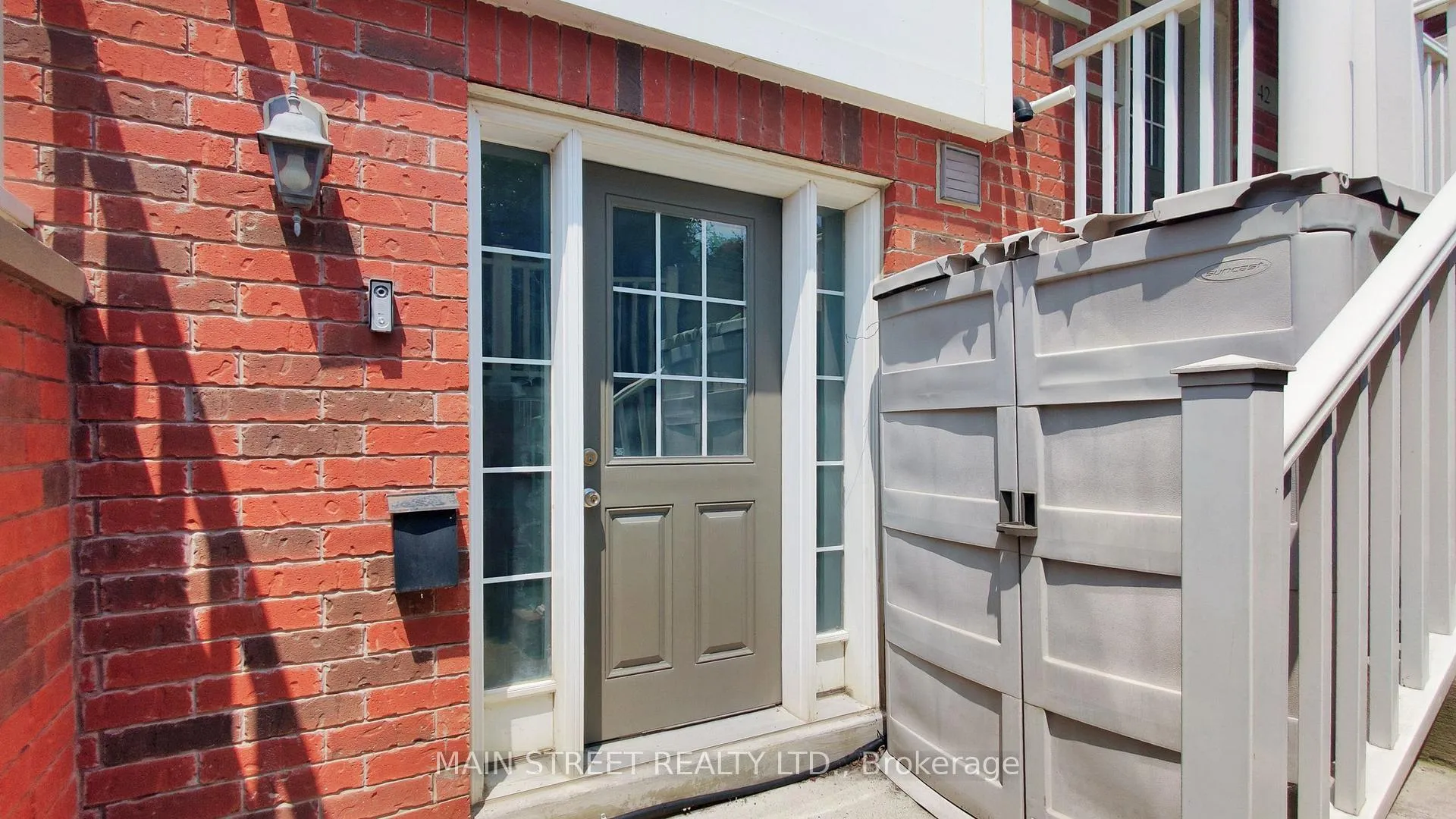 Photo 25 of 42 Bellchase Trail, Brampton, Bram East — HOMEH