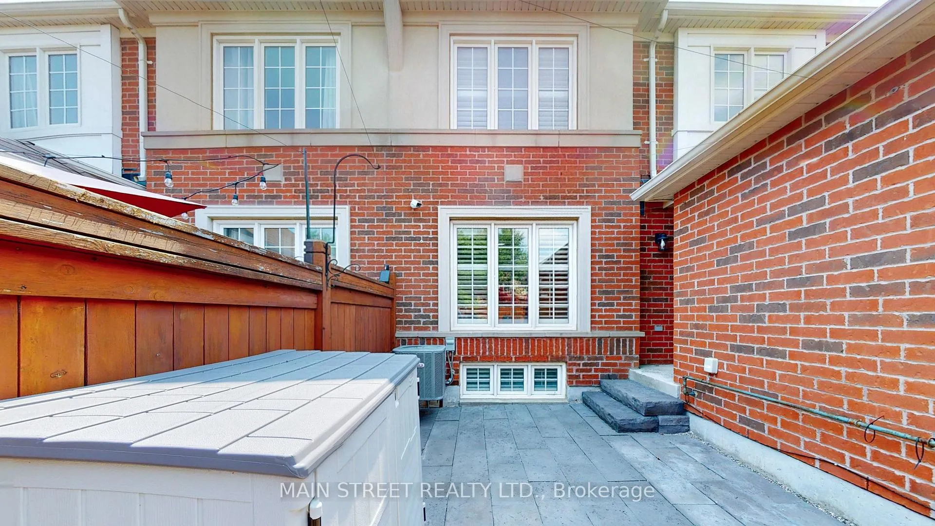 Photo 34 of 42 Bellchase Trail, Brampton, Bram East — HOMEH