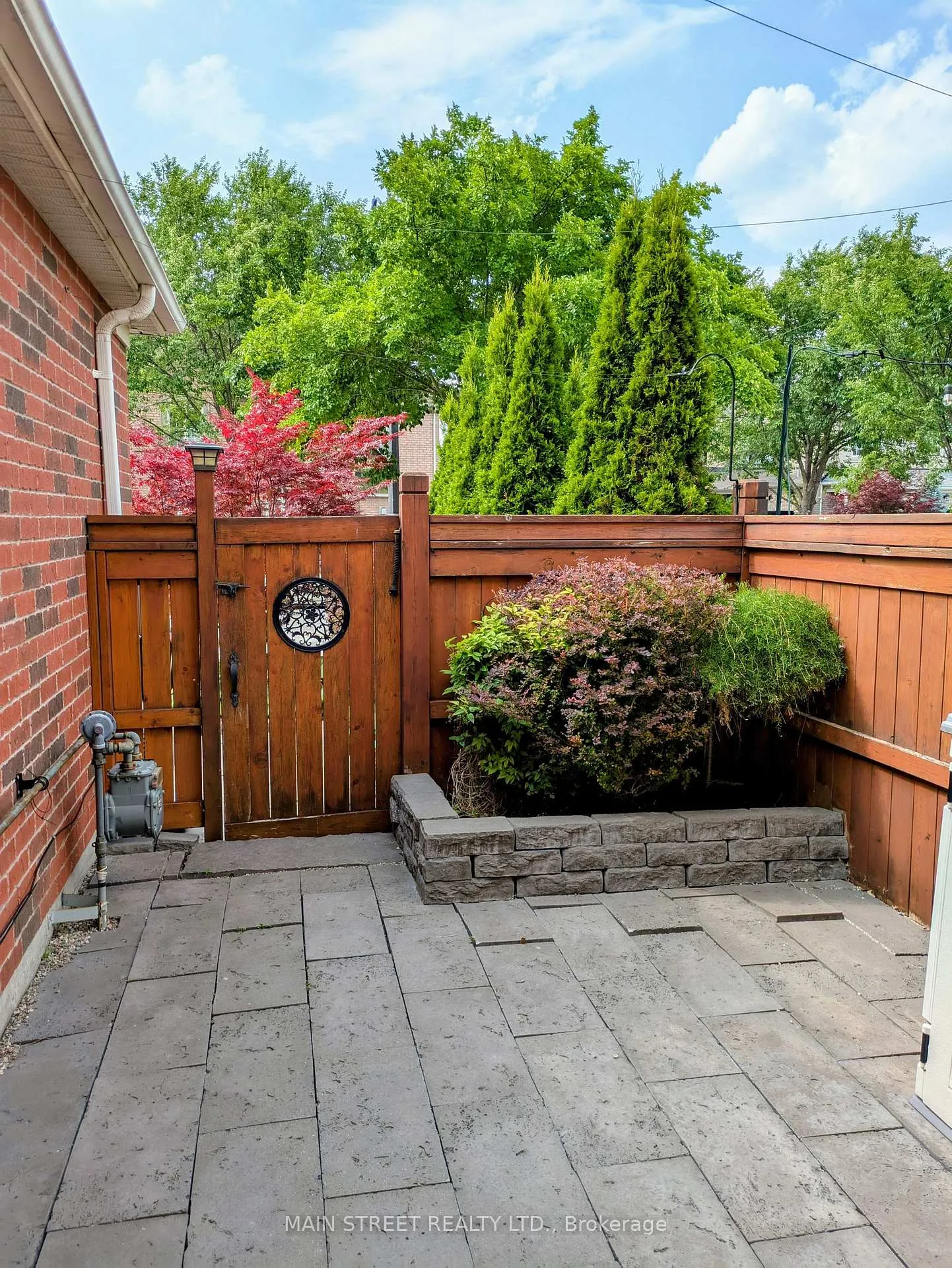 Photo 36 of 42 Bellchase Trail, Brampton, Bram East — HOMEH